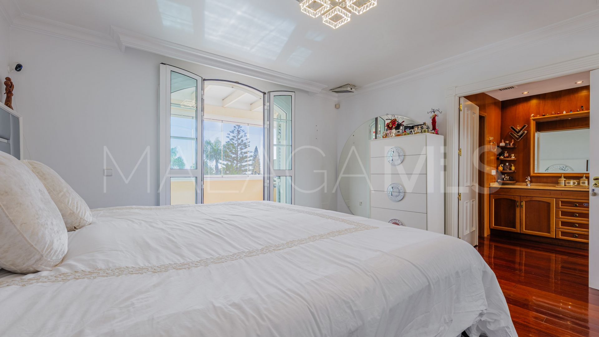 Villa for sale in Malaga - Puerto de la Torre