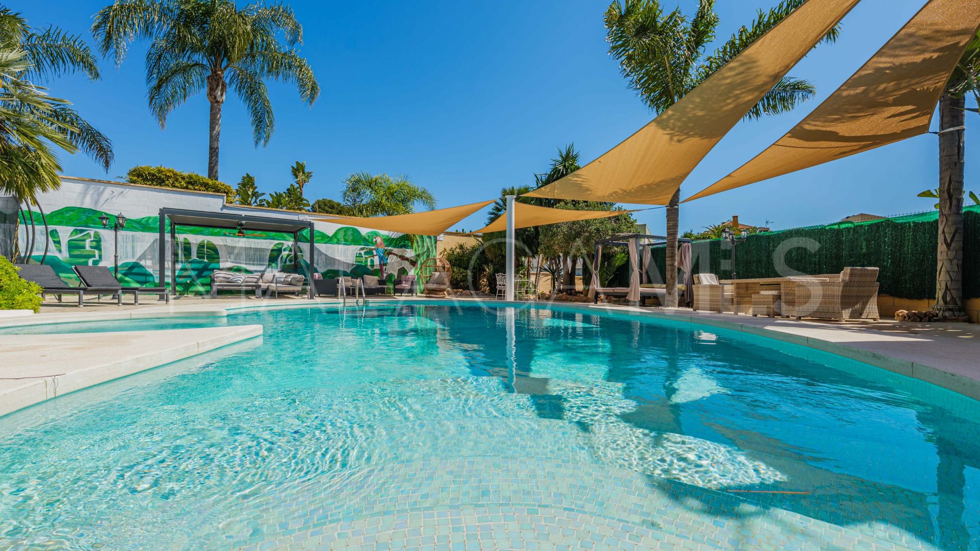 Villa for sale in Malaga - Puerto de la Torre