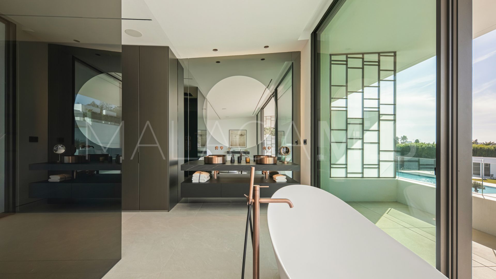 Parvilla for sale in Golden Mile