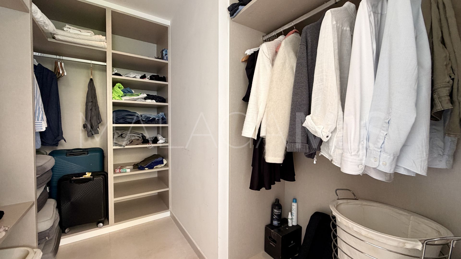 For sale 3 bedrooms ground floor apartment in 9 Lions Residences