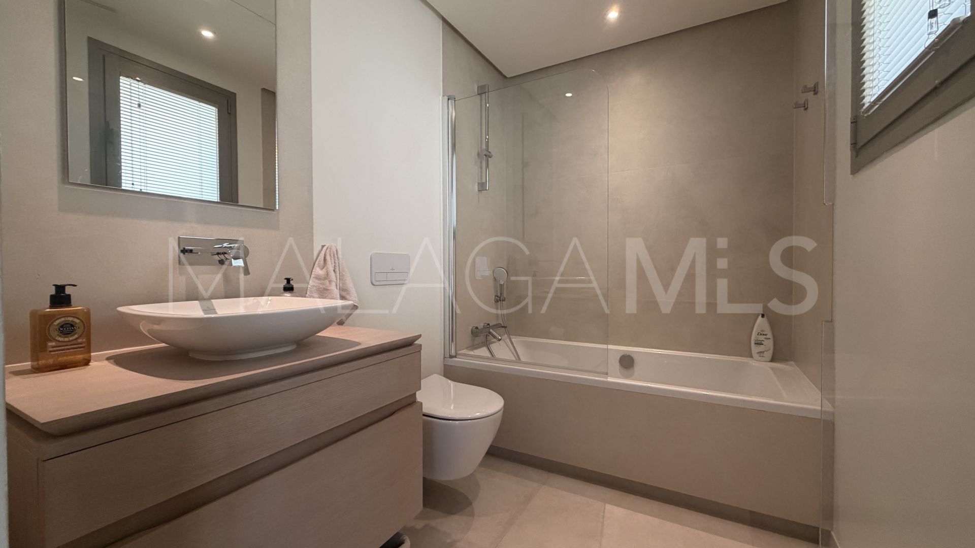 For sale 3 bedrooms ground floor apartment in 9 Lions Residences