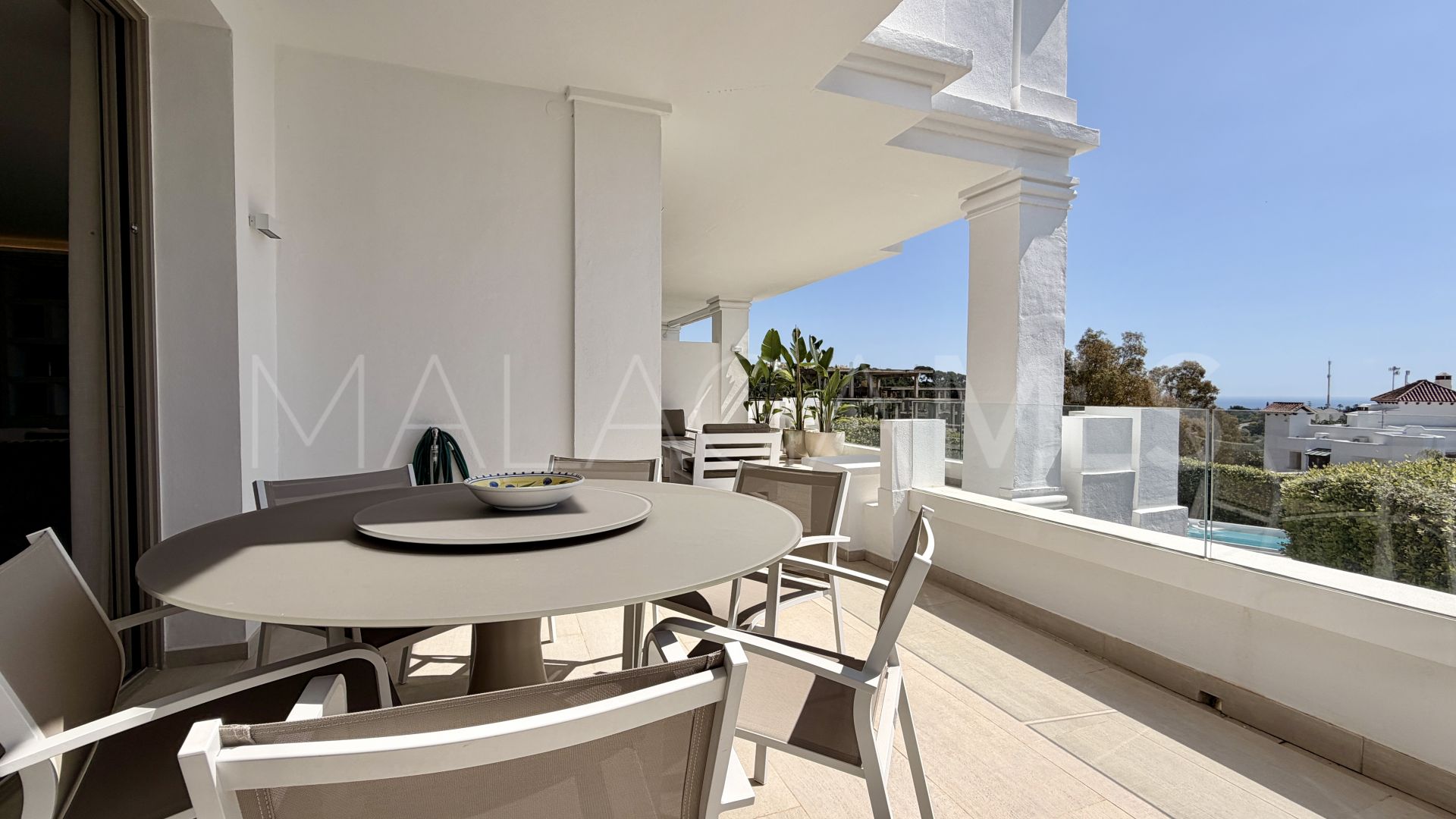 For sale 3 bedrooms ground floor apartment in 9 Lions Residences