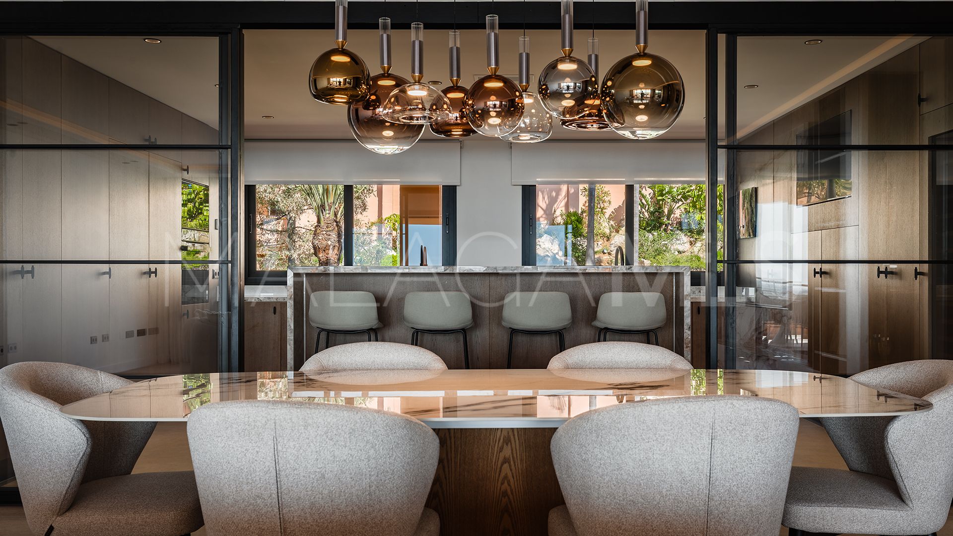 Se vende apartamento in Magna Marbella with 3 bedrooms