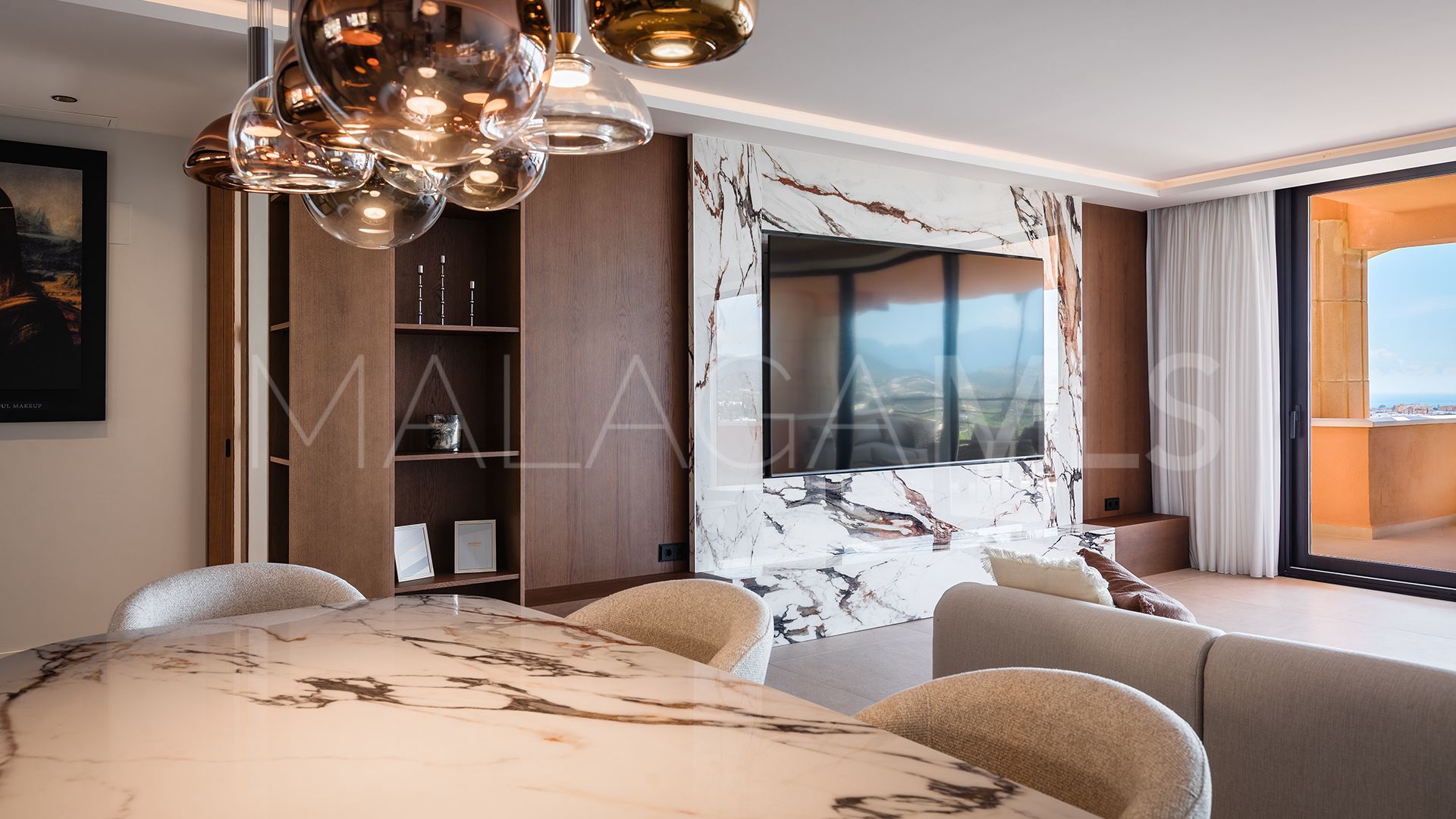 Se vende apartamento in Magna Marbella with 3 bedrooms