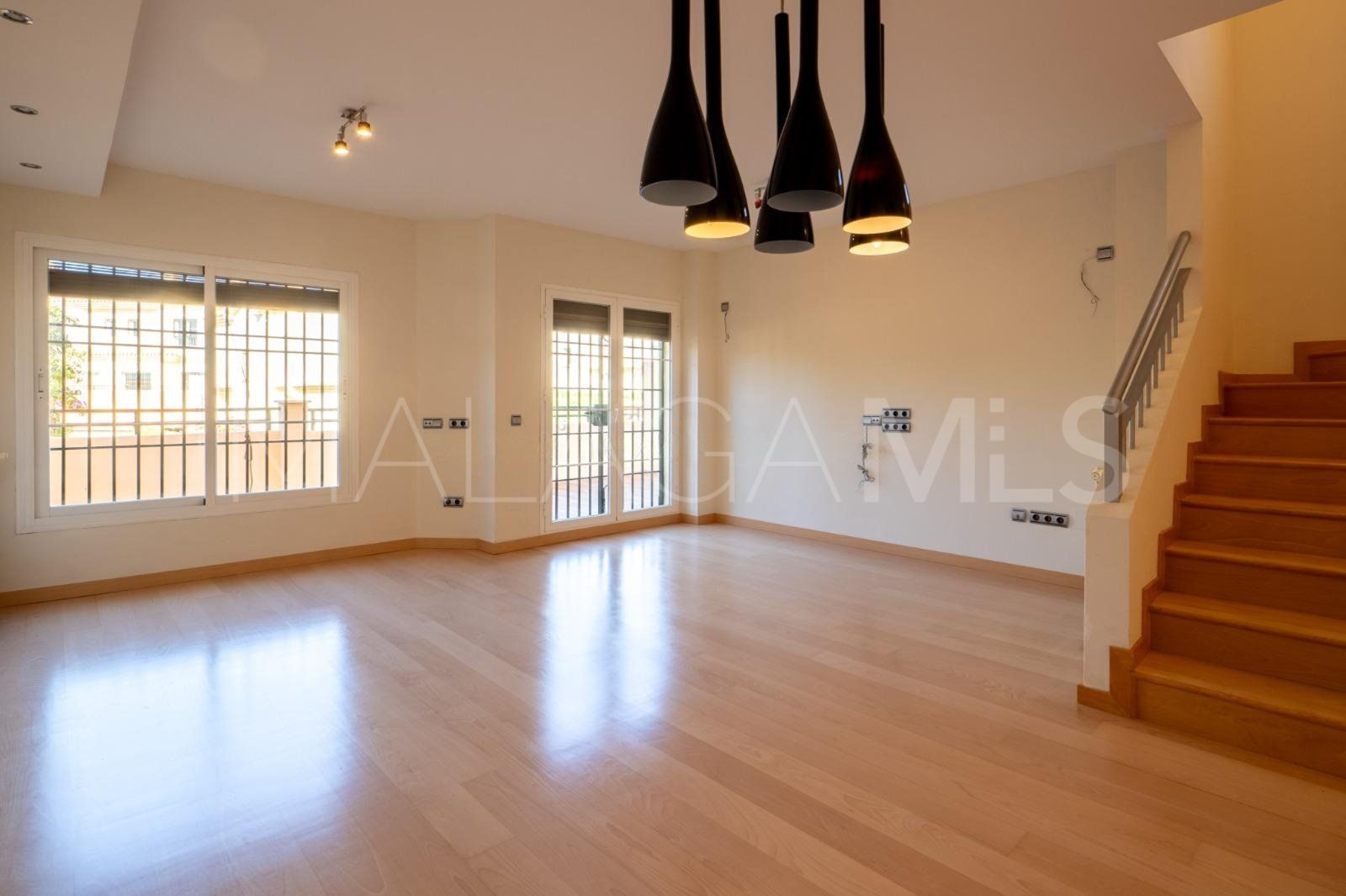 Radhus for sale in Los Pacos