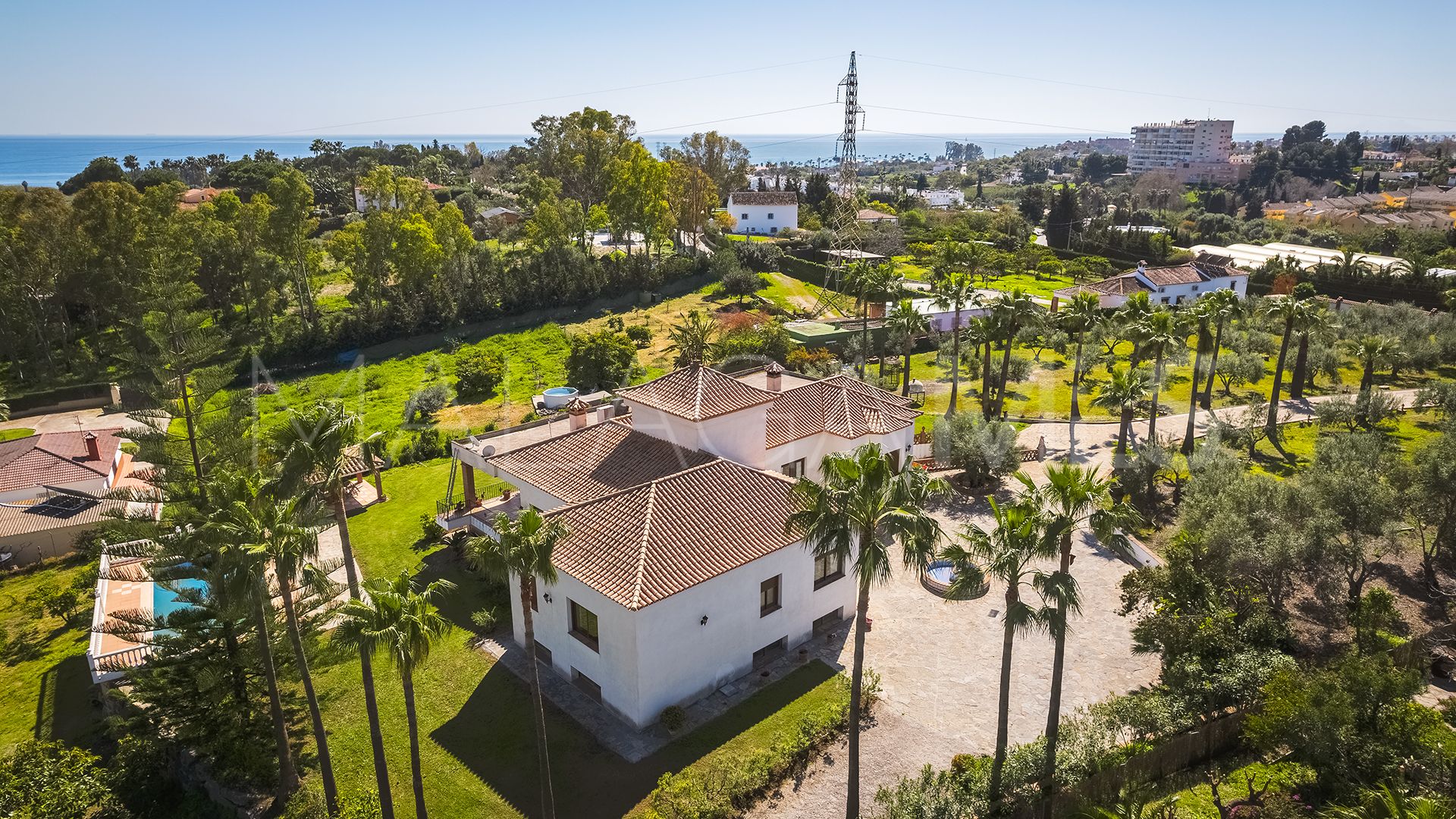 Finca for sale in El Padron