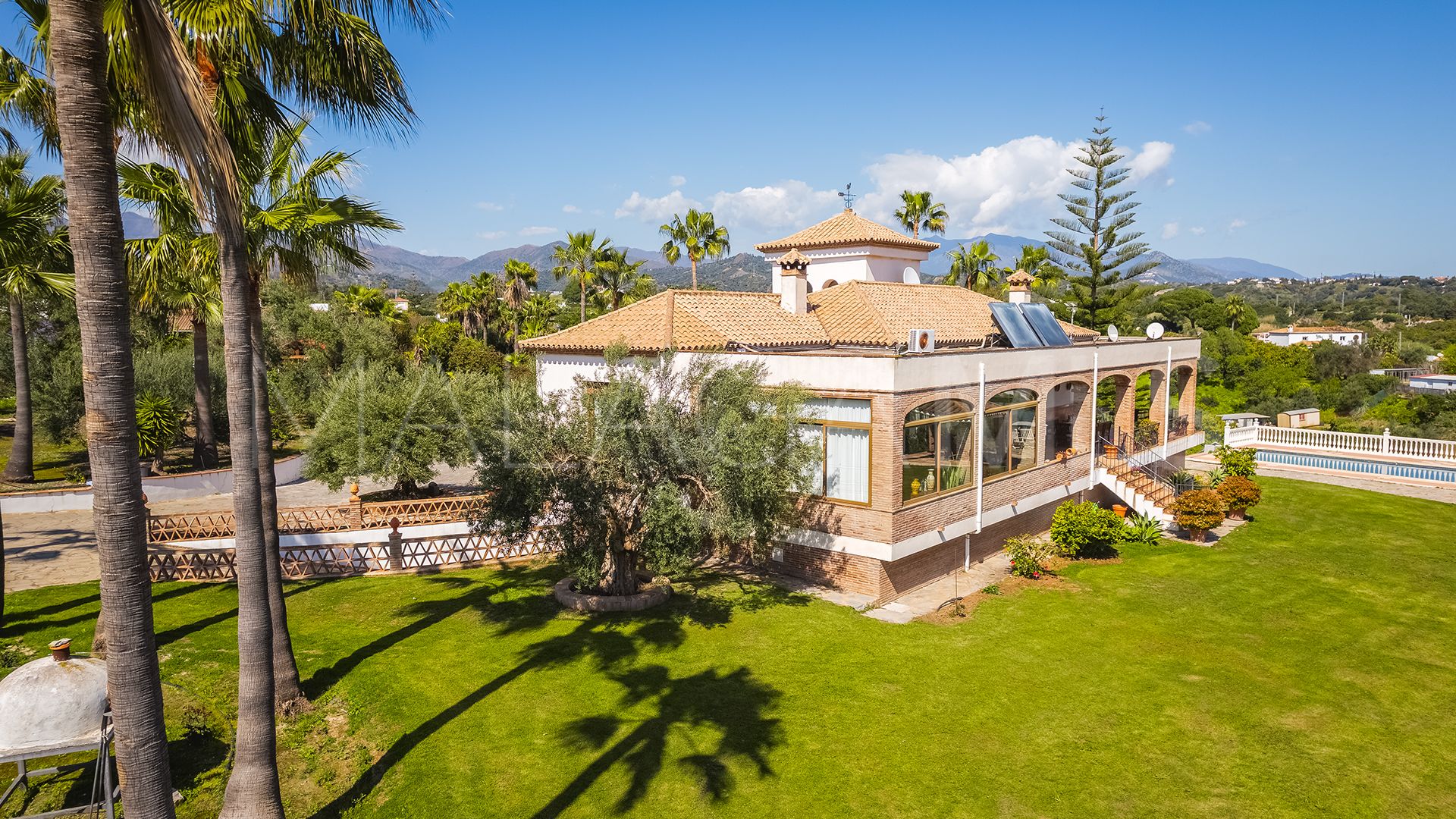 Finca for sale in El Padron