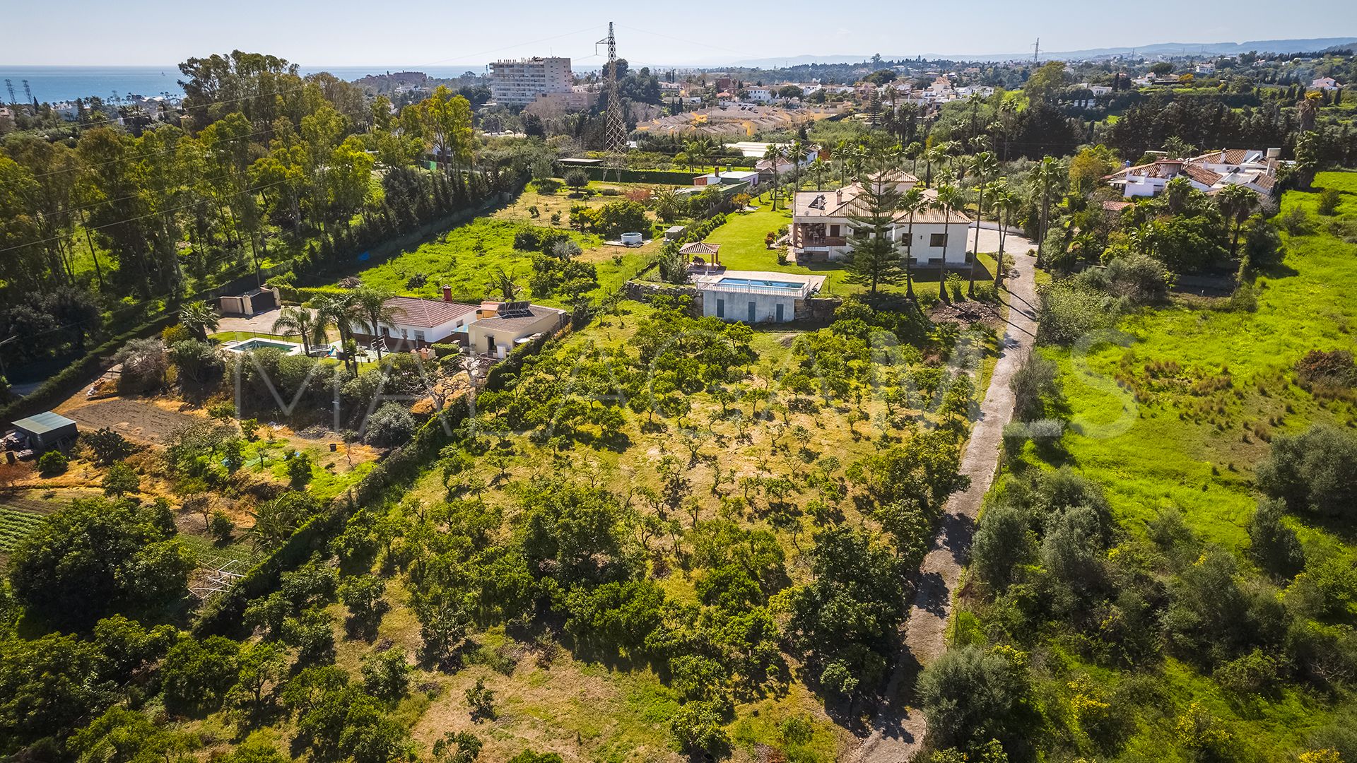 Finca for sale in El Padron