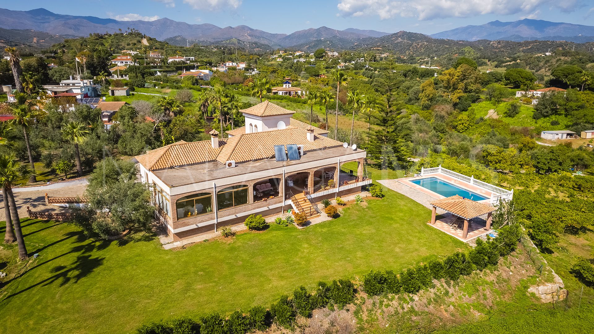 Finca for sale in El Padron