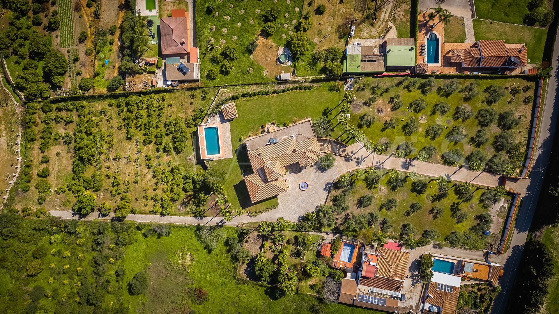 Finca for sale in El Padron