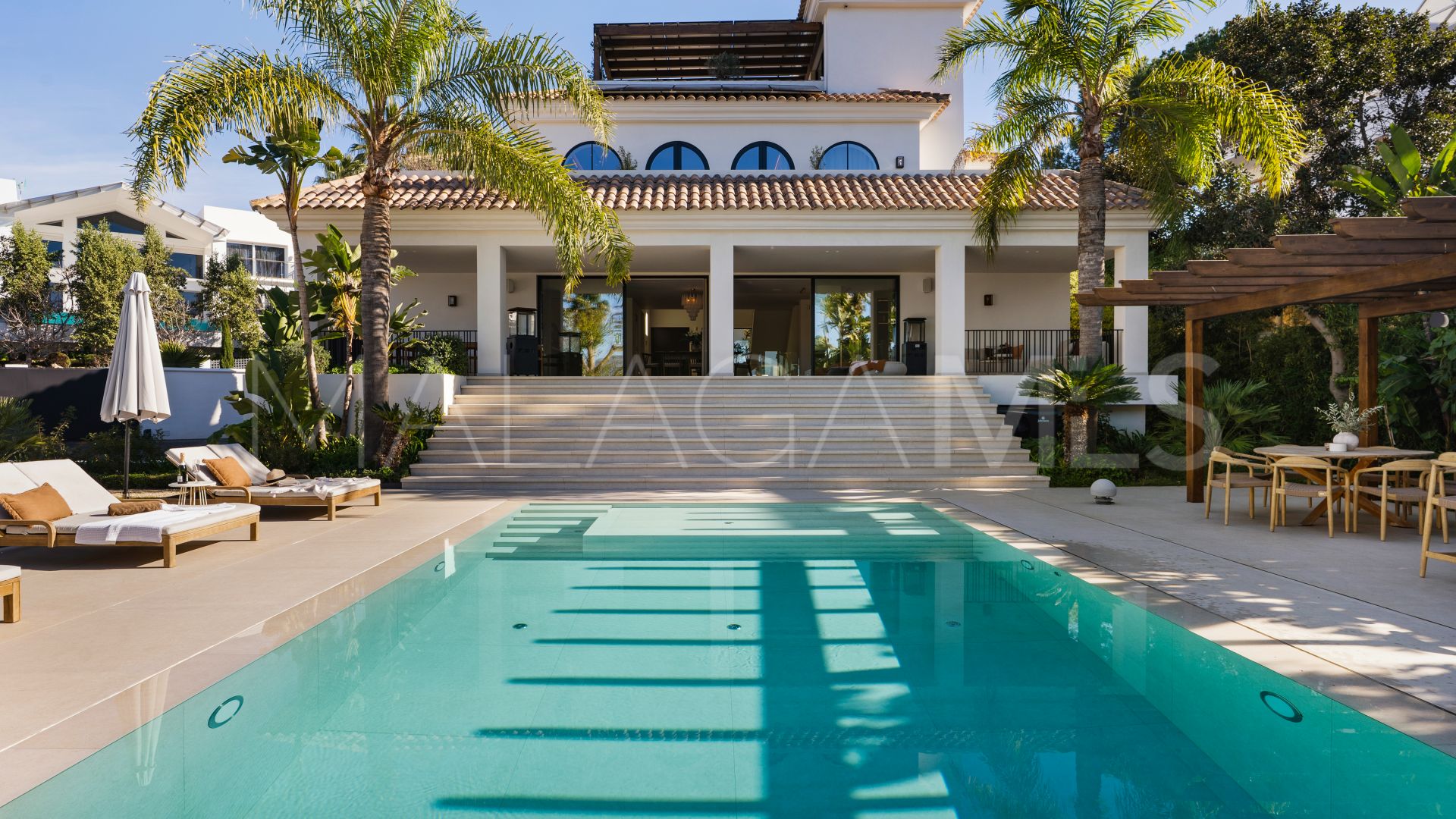 Villa for sale in Los Naranjos