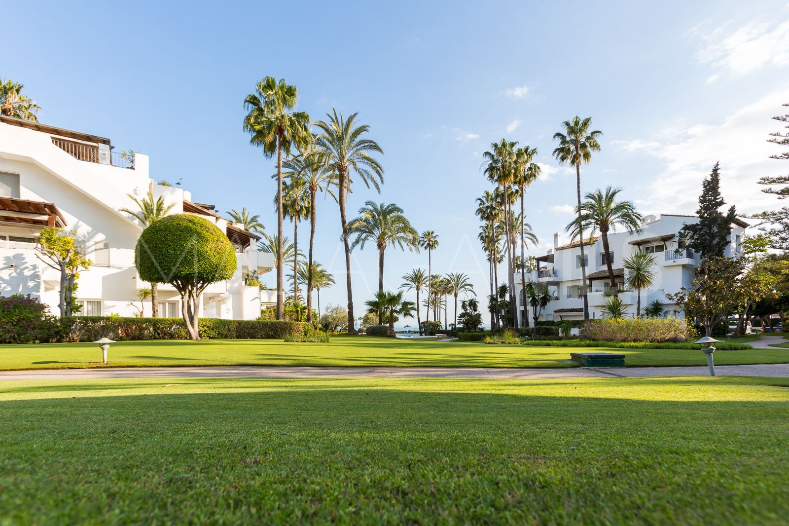 2 bedrooms ground floor apartment for sale in Alcazaba Beach