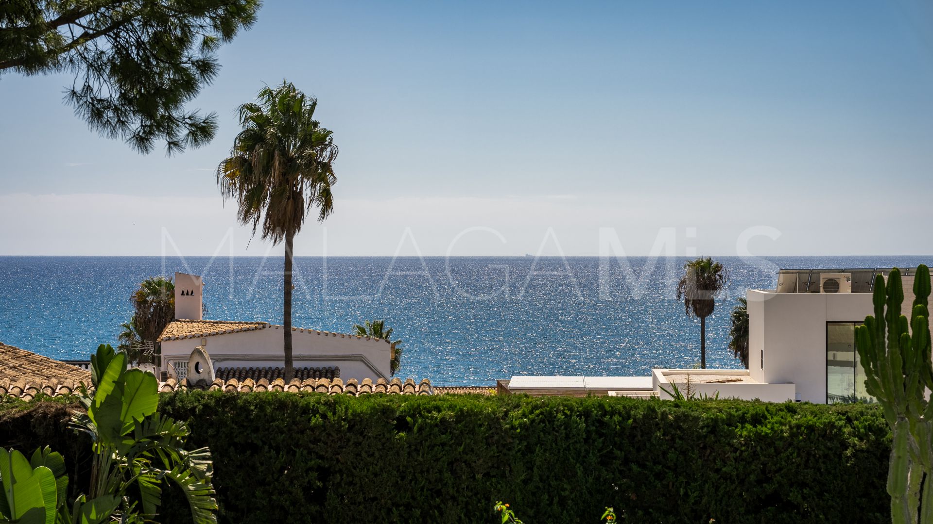 For sale villa in El Chaparral
