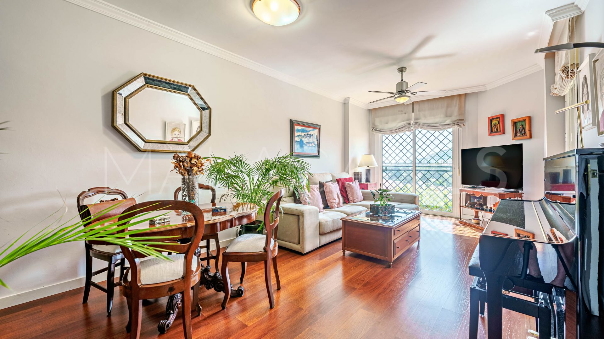 For sale 3 bedrooms penthouse in Malaga - Este