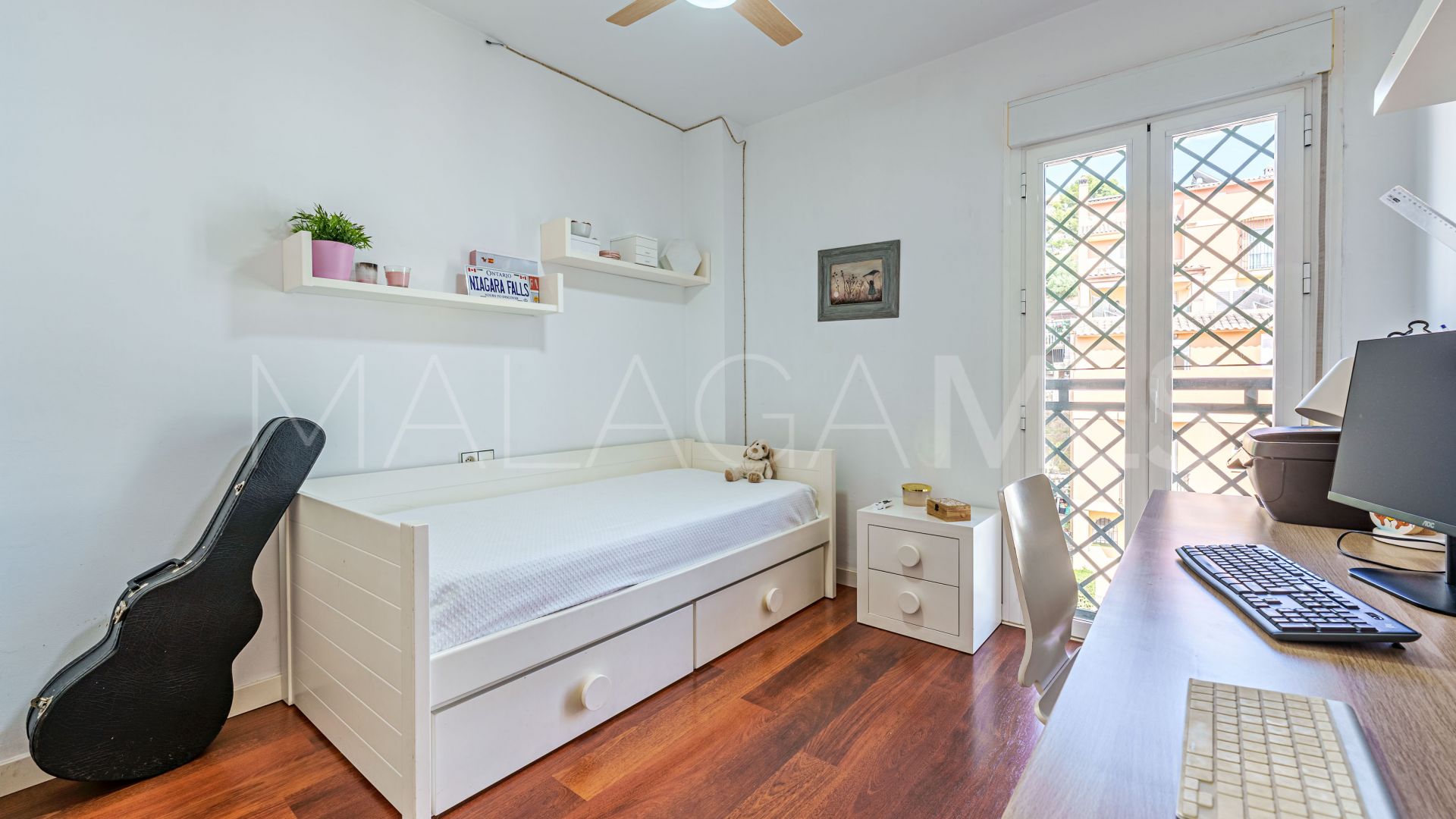 For sale 3 bedrooms penthouse in Malaga - Este