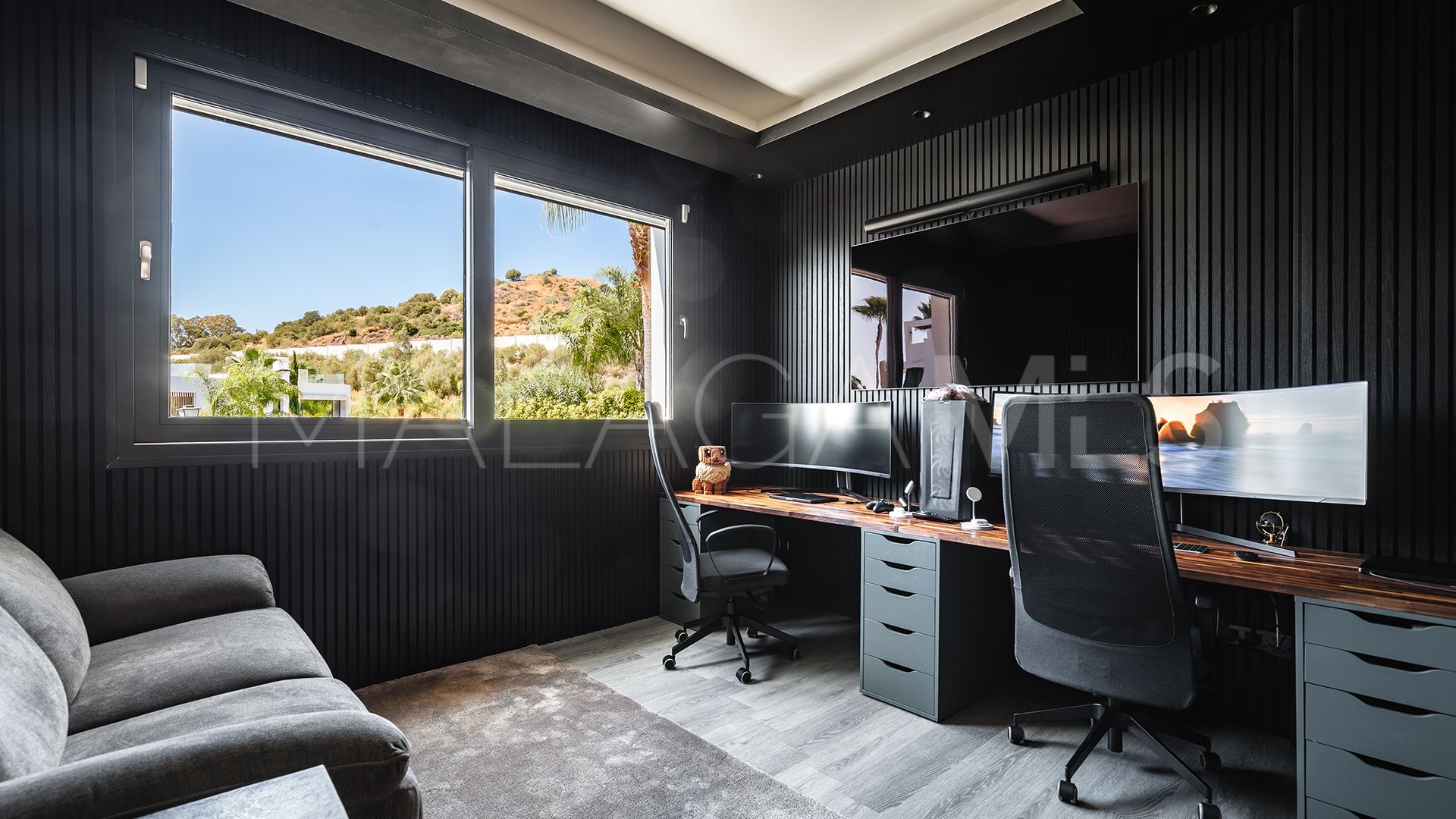 For sale Los Olivos villa with 7 bedrooms