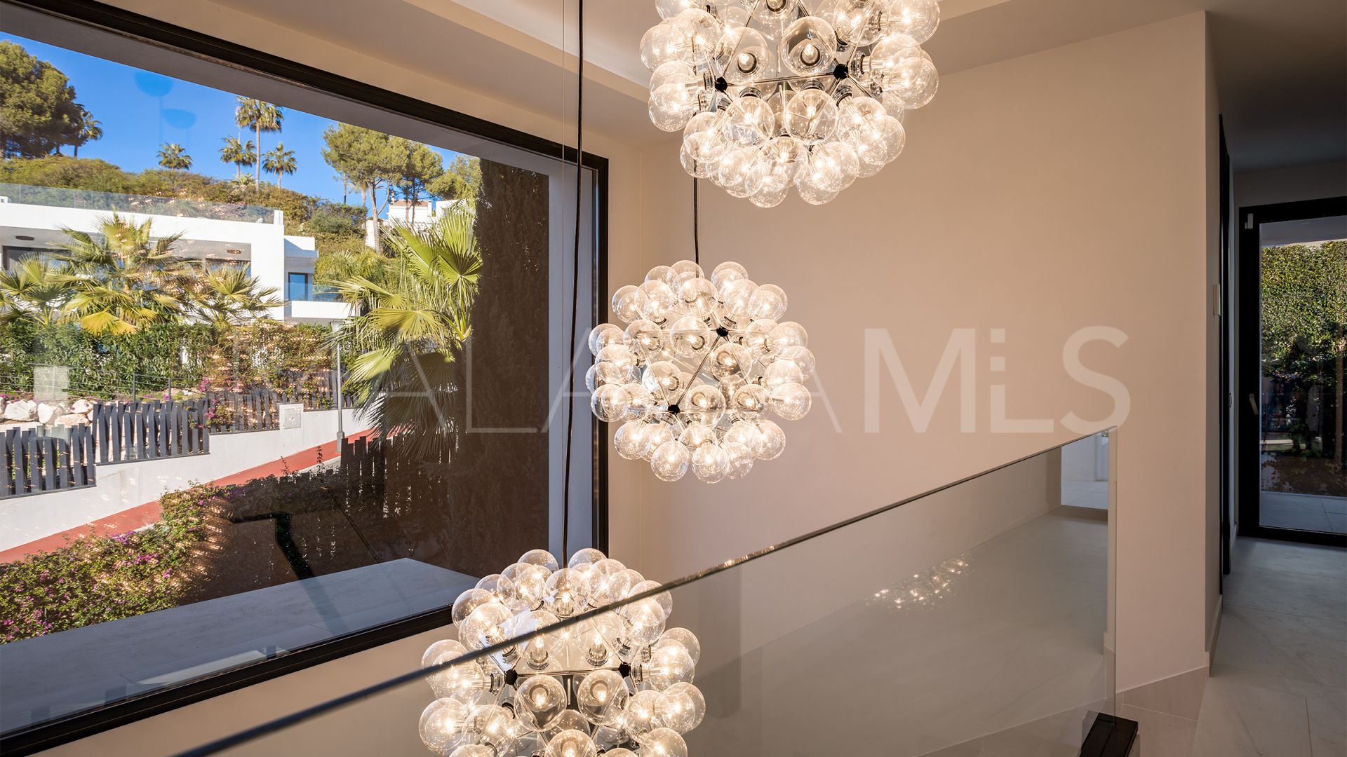 Villa for sale in Los Olivos