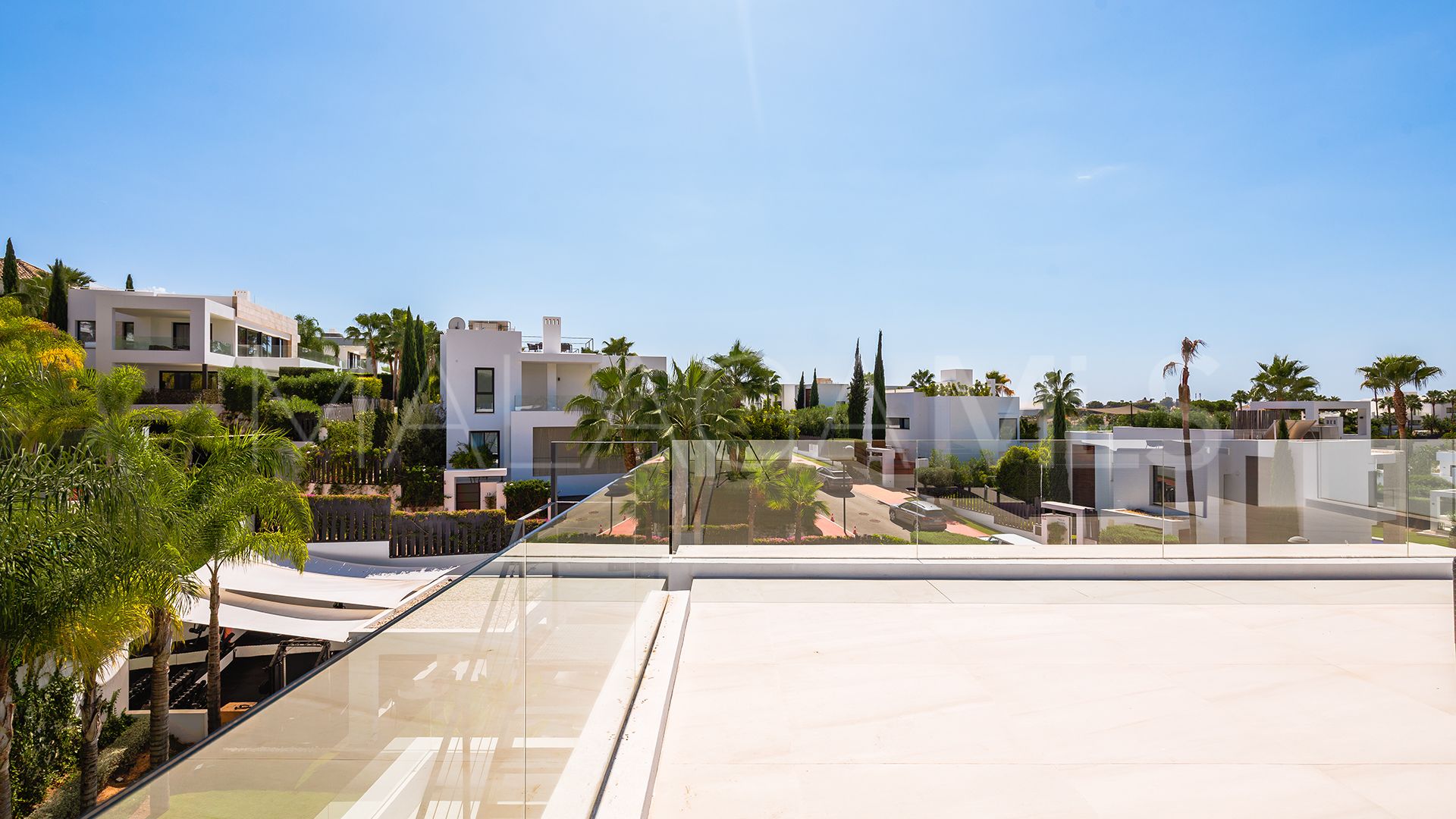 For sale Los Olivos villa with 7 bedrooms