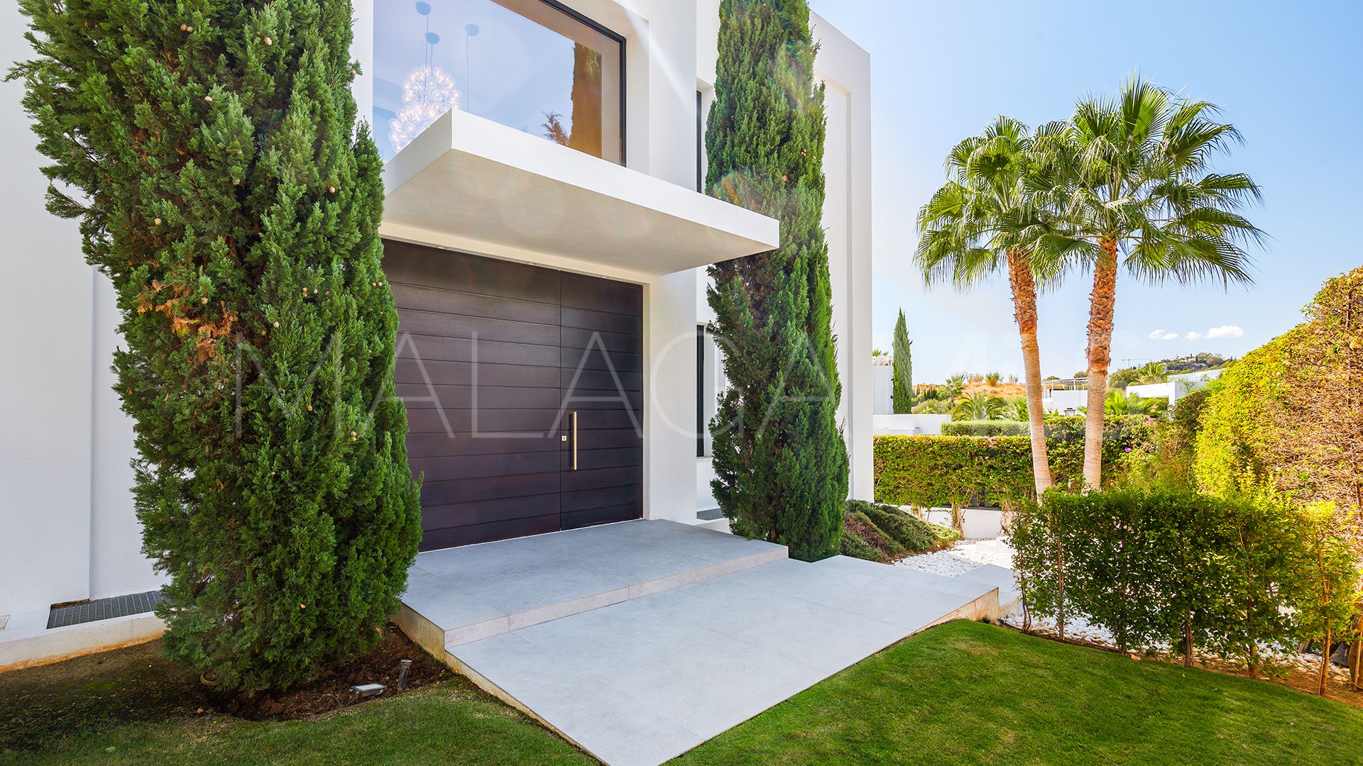 For sale Los Olivos villa with 7 bedrooms