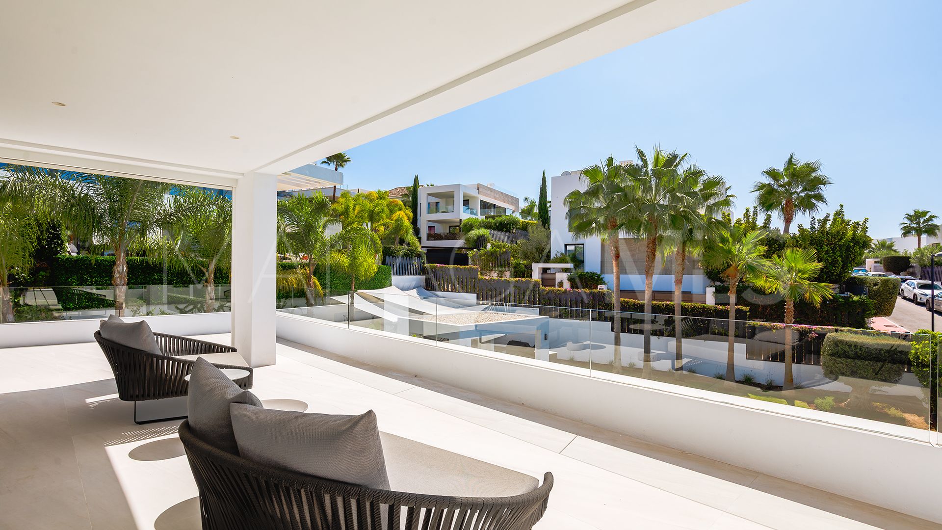 For sale Los Olivos villa with 7 bedrooms