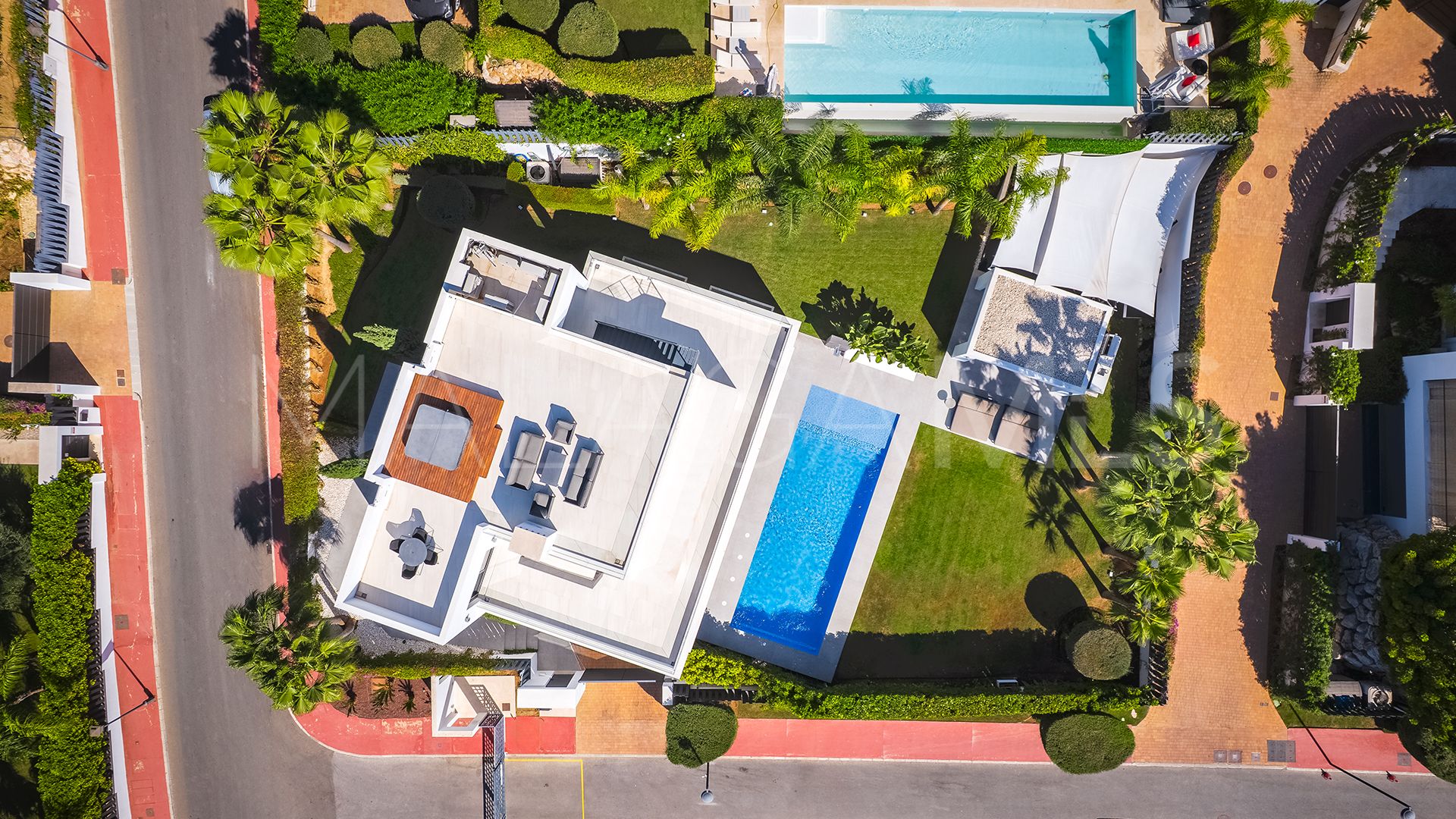 For sale Los Olivos villa with 7 bedrooms