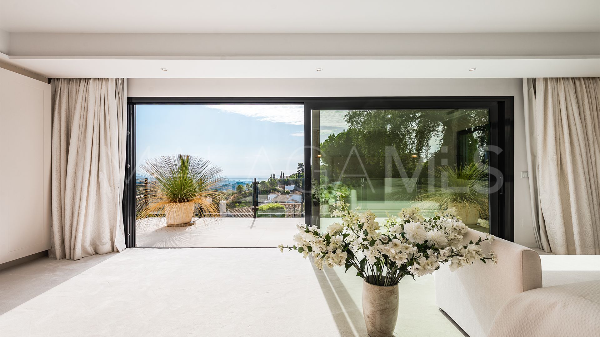 For sale villa with 8 bedrooms in El Madroñal