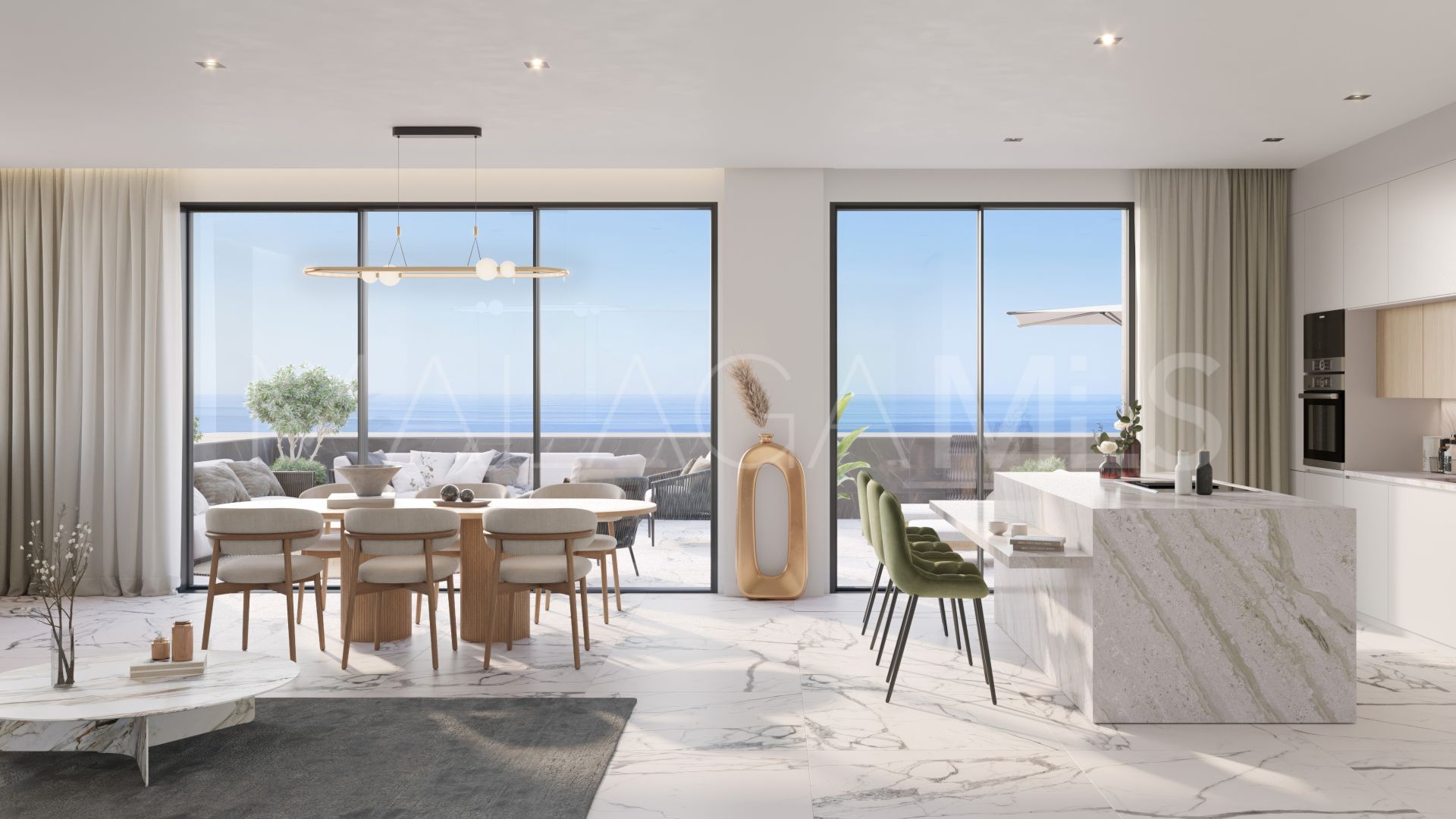 Penthouse for sale in Estepona with 5 bedrooms
