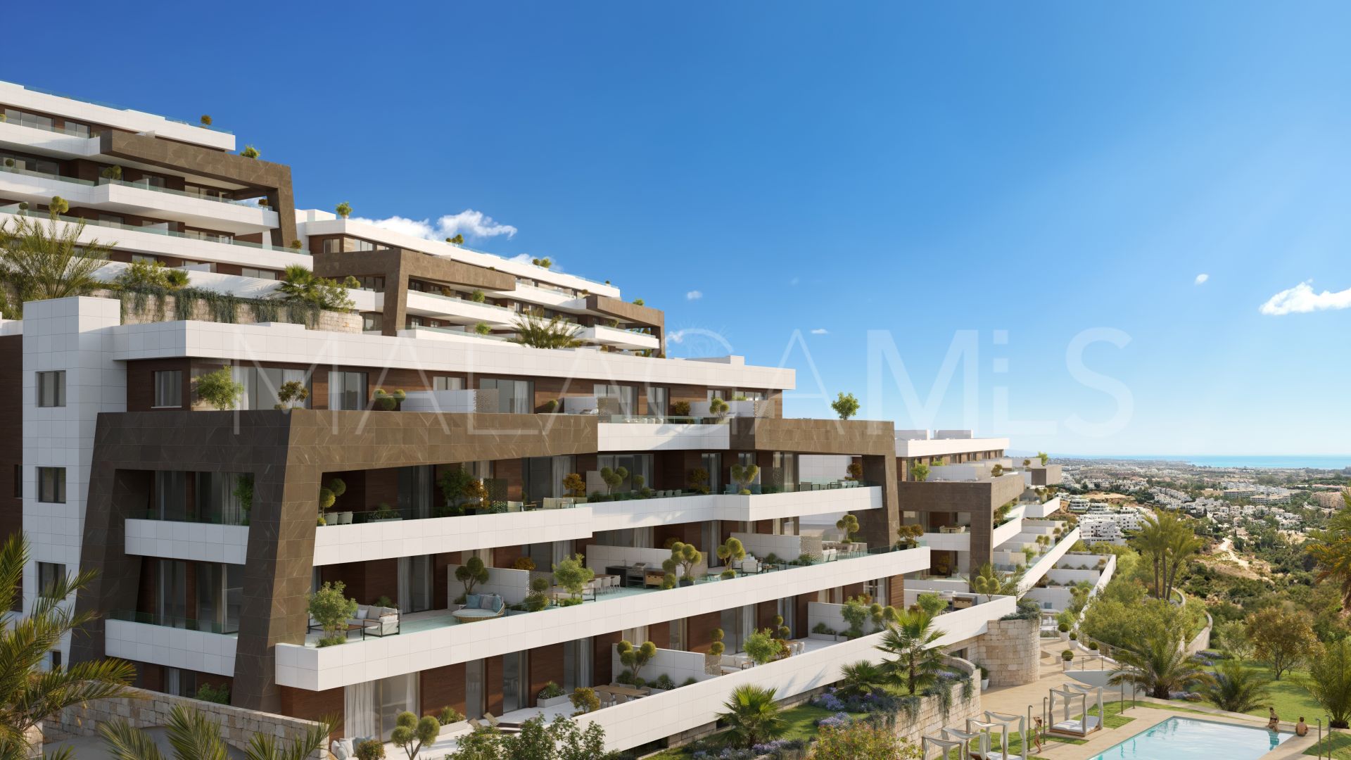 Penthouse for sale in Estepona with 5 bedrooms