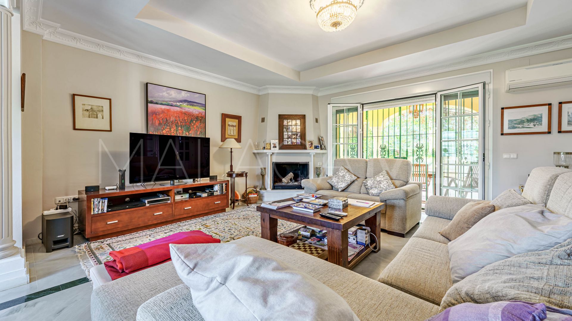 Villa a la venta with 4 bedrooms in Malaga - Este