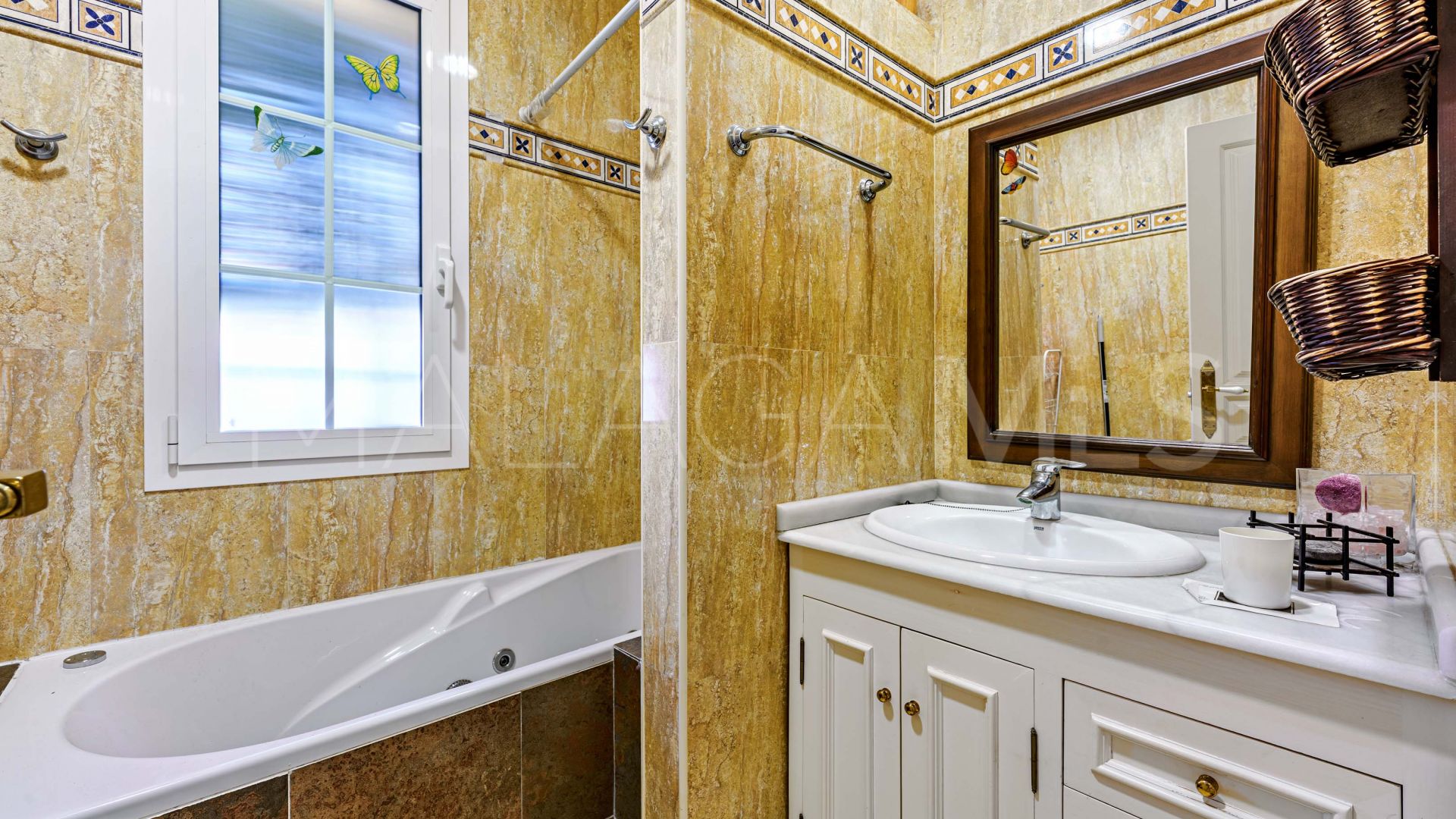 Villa a la venta with 4 bedrooms in Malaga - Este