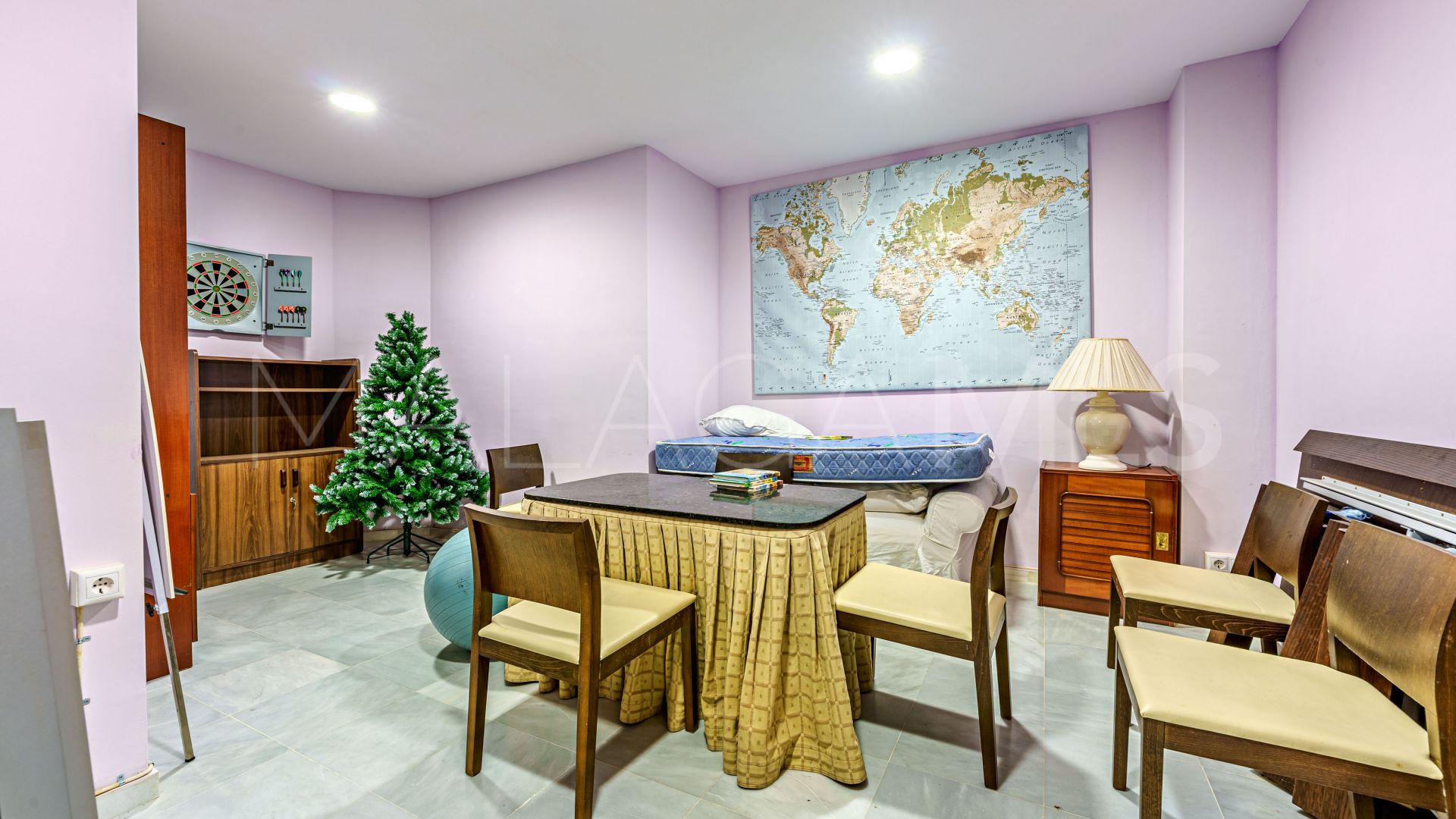 Villa a la venta with 4 bedrooms in Malaga - Este