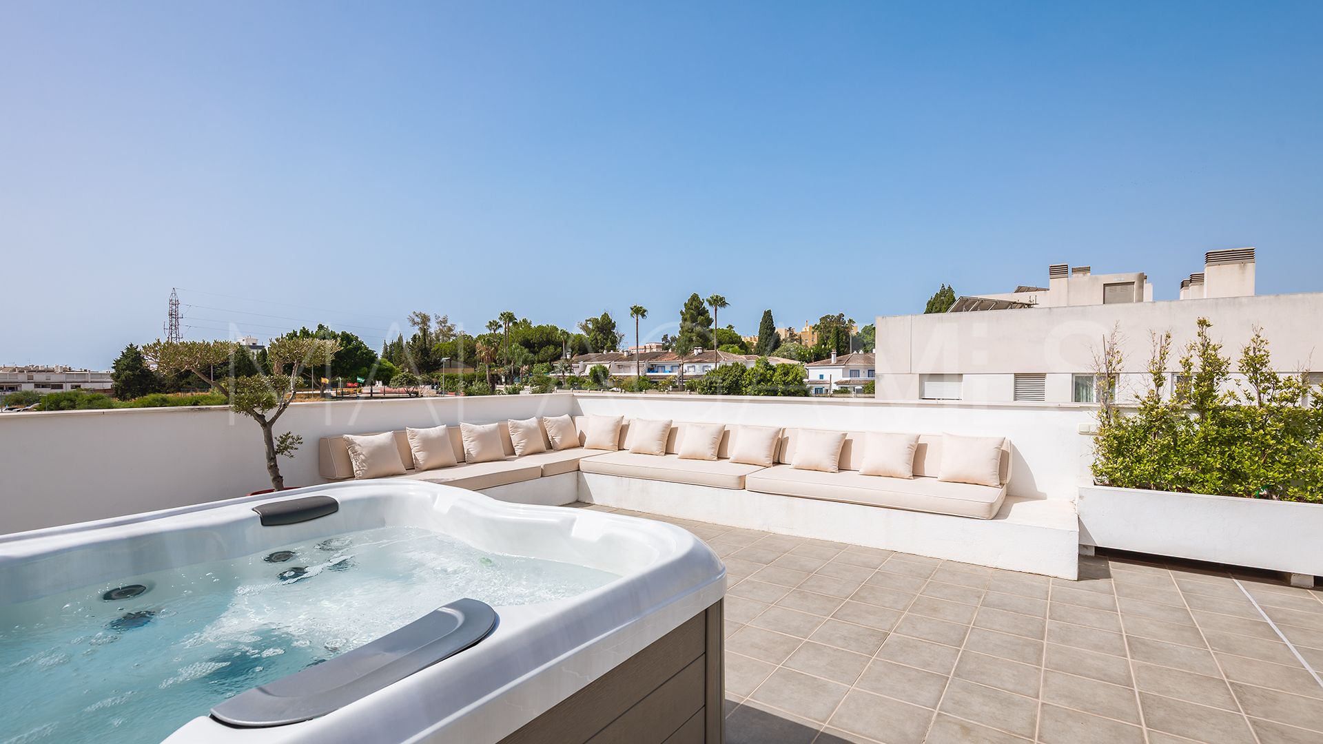 Appartement terrasse for sale in San Pedro de Alcantara