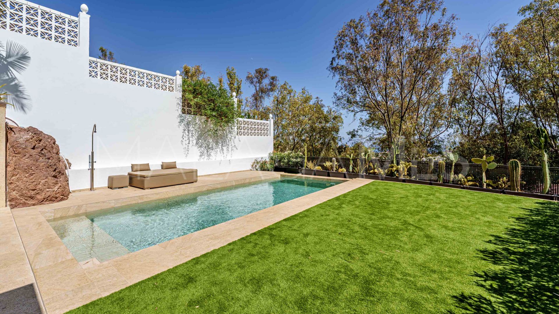 Villa for sale in Cerrado Calderón - El Morlaco