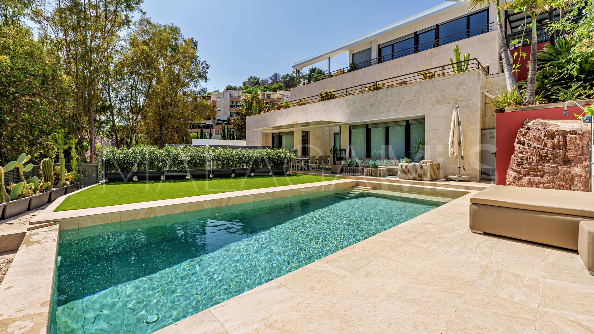 Villa for sale in Cerrado Calderón - El Morlaco