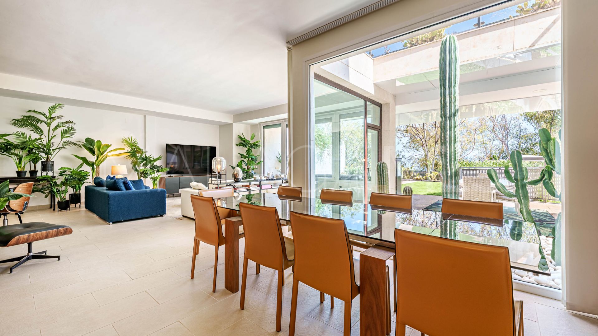Villa for sale in Cerrado Calderón - El Morlaco