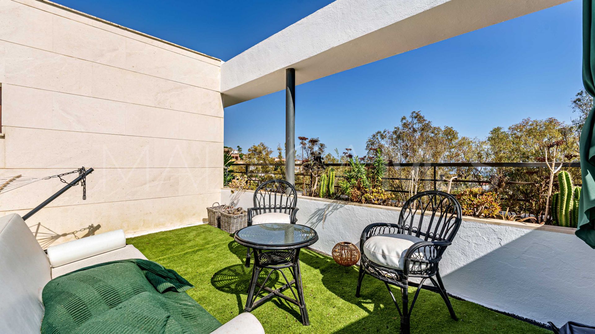 Villa for sale in Cerrado Calderón - El Morlaco