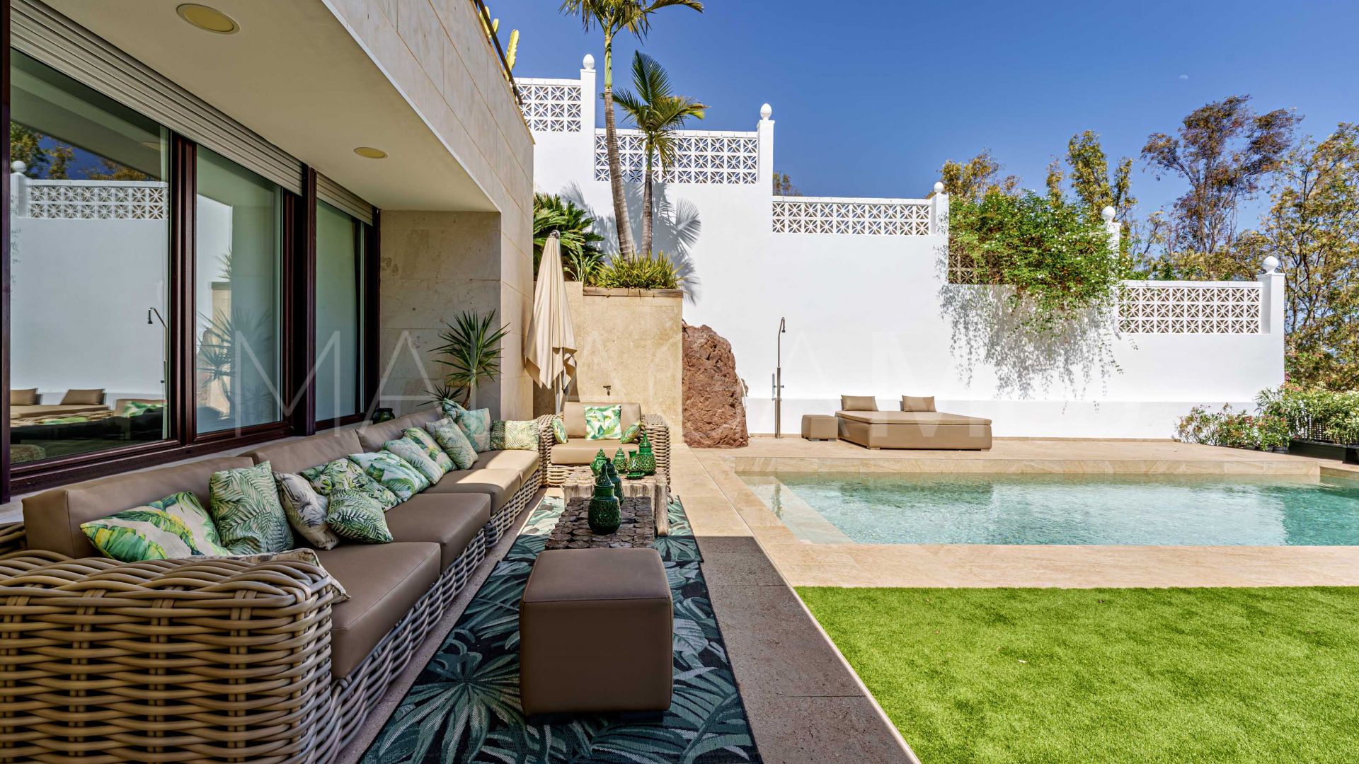 Villa for sale in Cerrado Calderón - El Morlaco