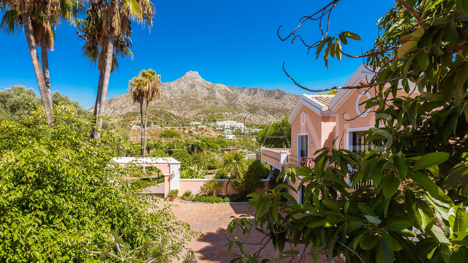 Villa for sale in La Capellania