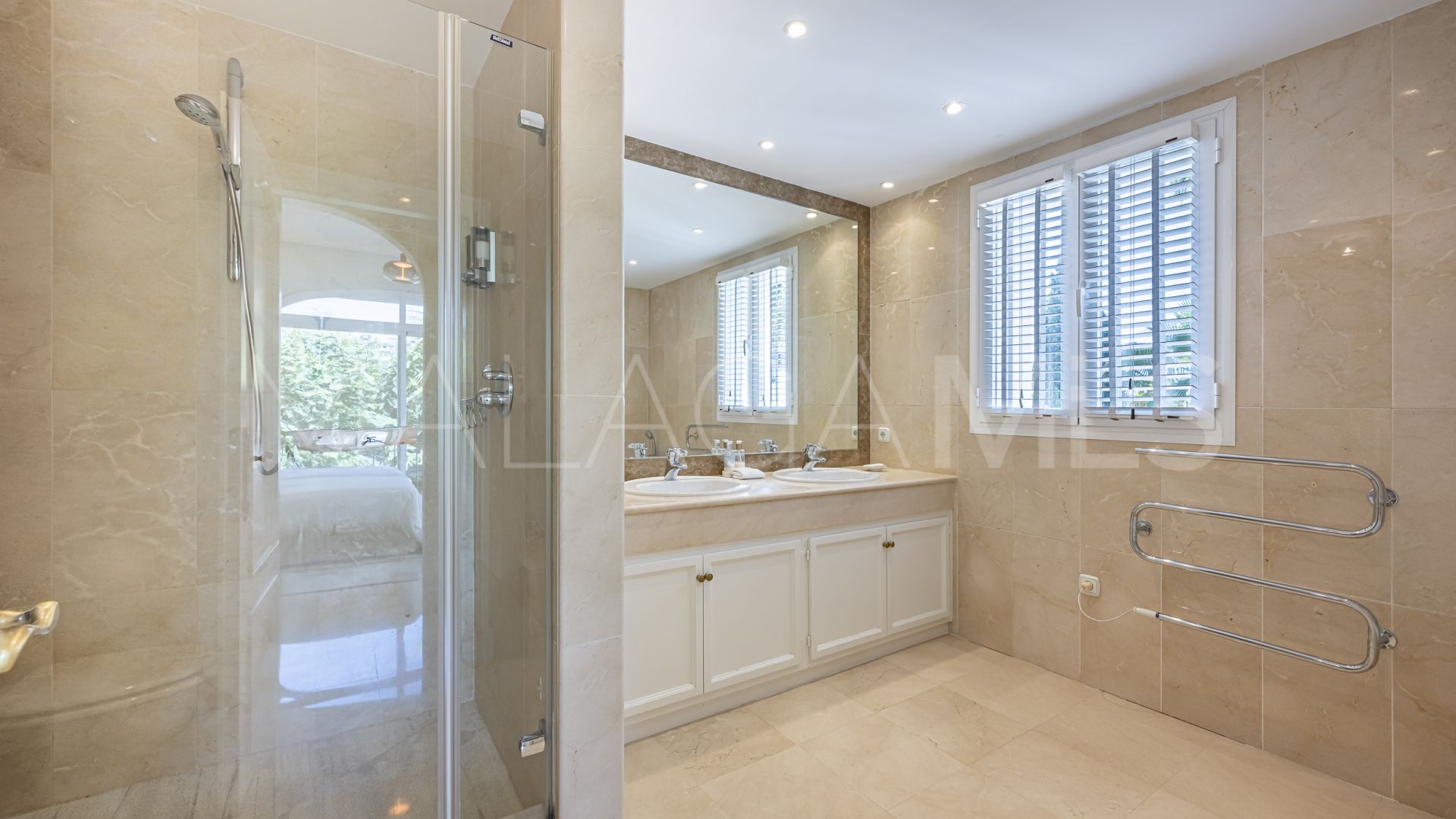 Villa for sale in La Reserva de la Quinta