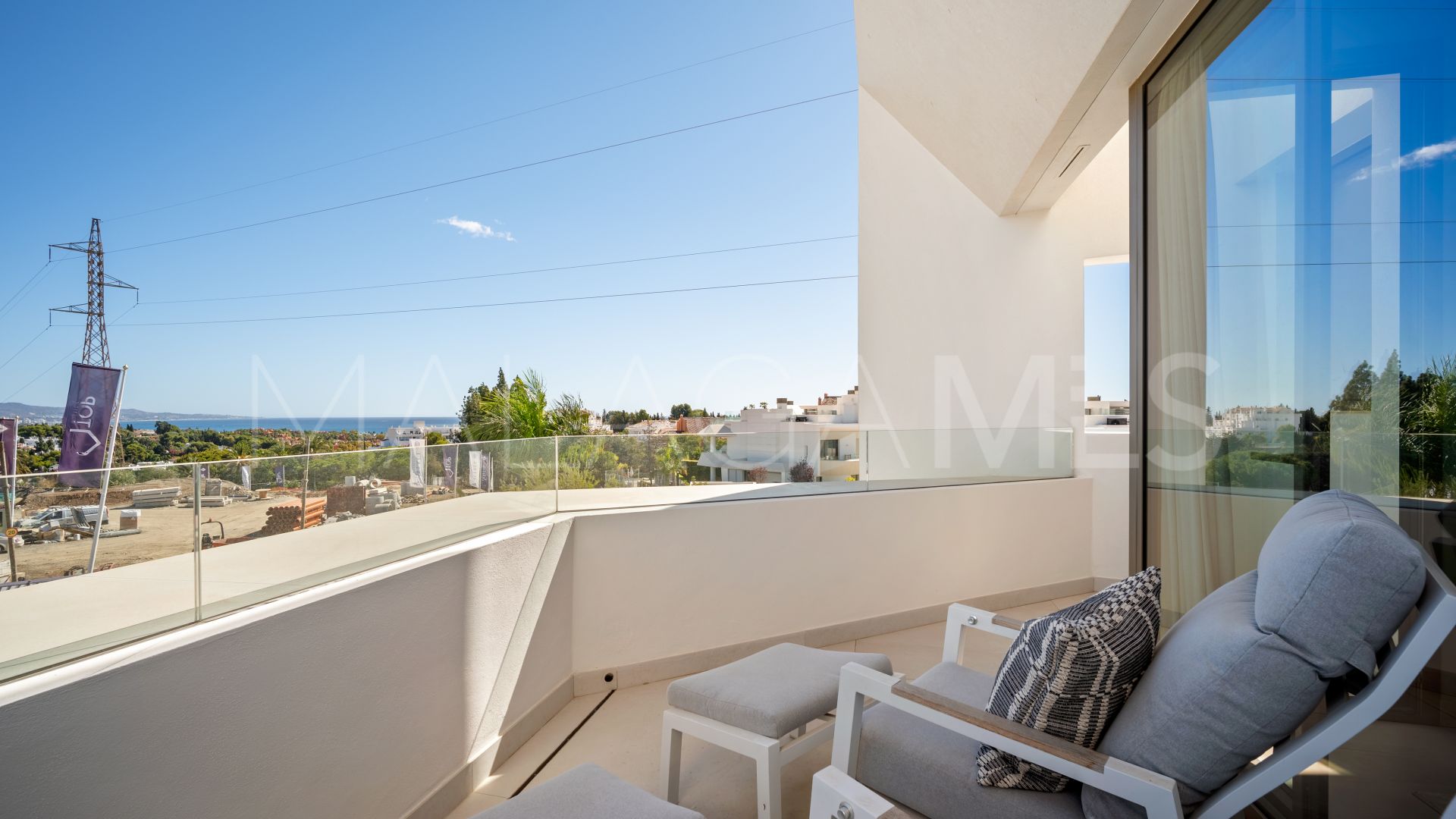 Villa jumelée for sale in Nueva Andalucia