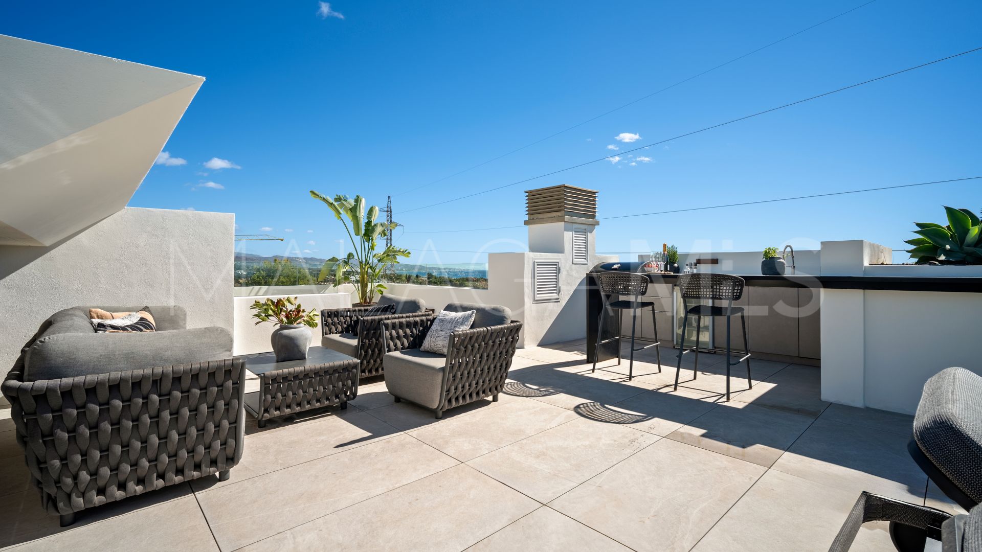 Villa jumelée for sale in Nueva Andalucia