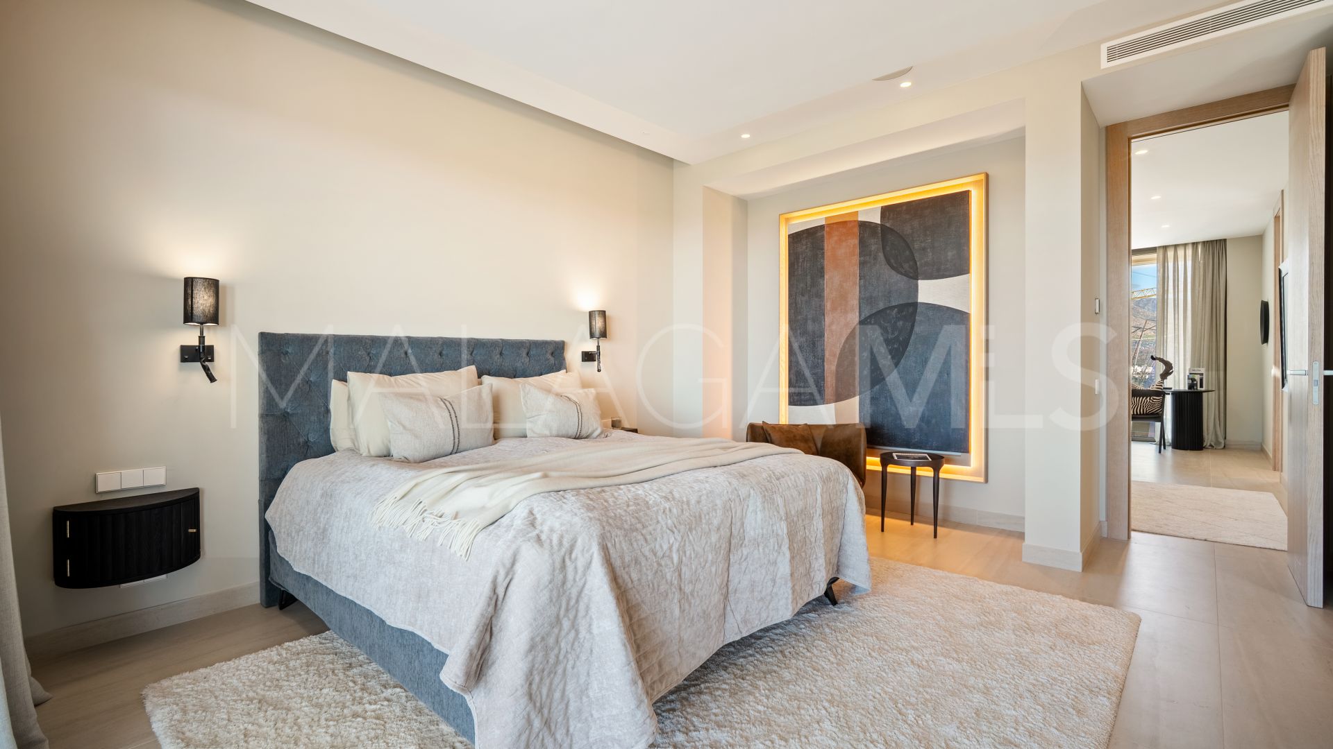 Villa jumelée for sale in Nueva Andalucia