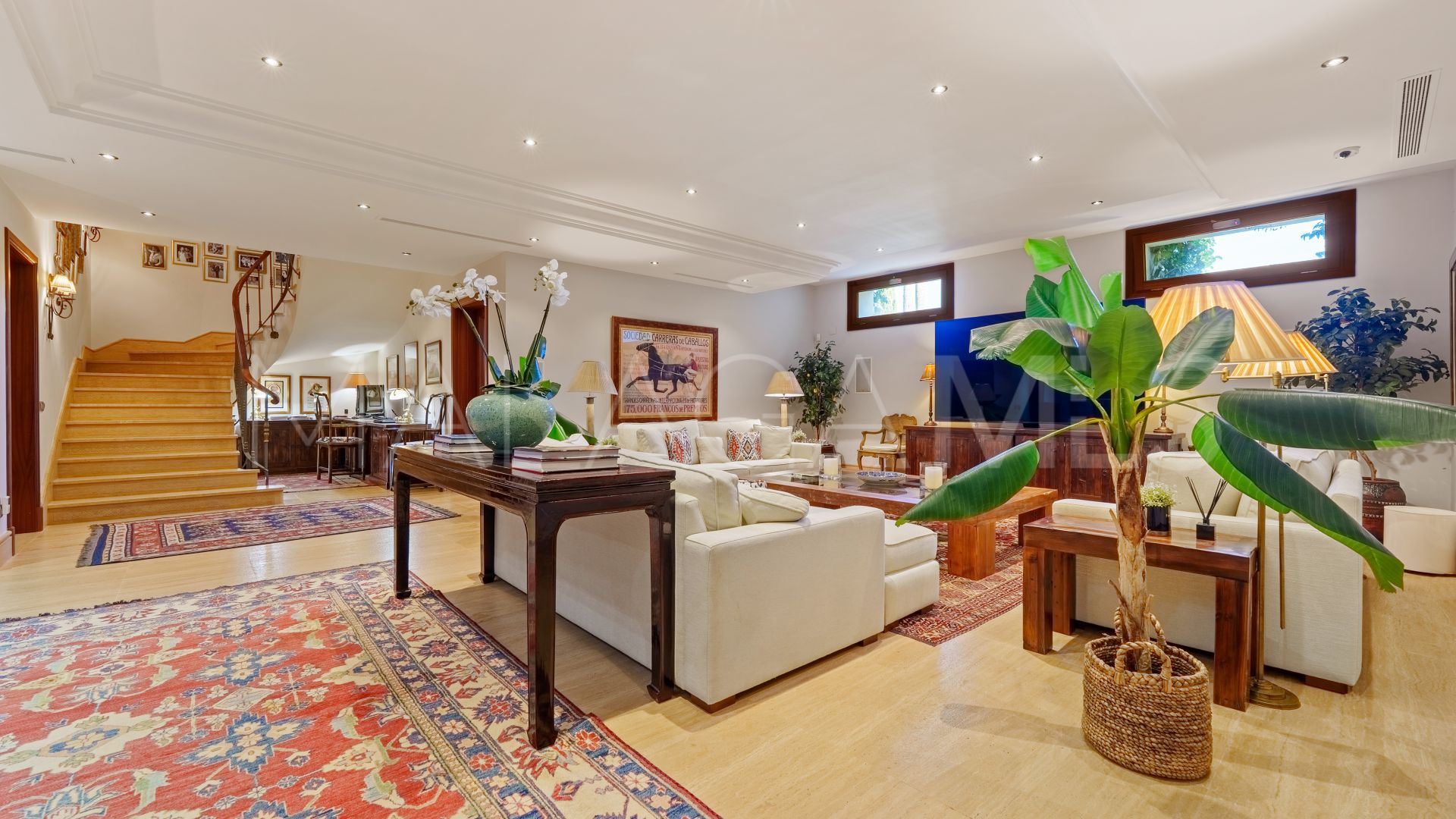 Se vende villa in Las Lomas del Marbella Club with 6 bedrooms