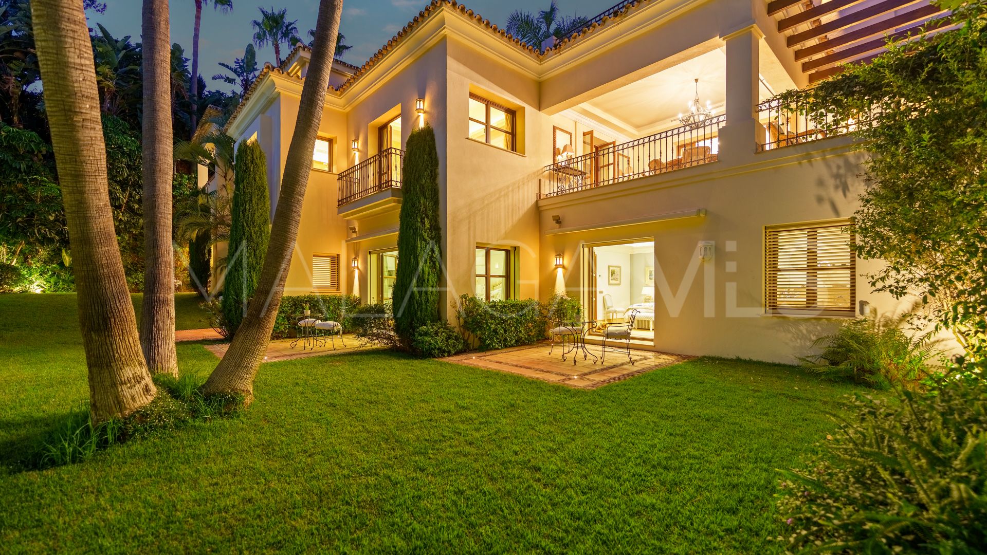 Se vende villa in Las Lomas del Marbella Club with 6 bedrooms