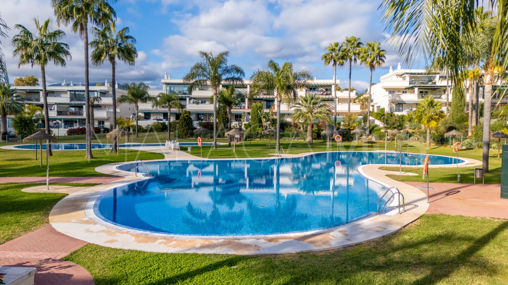 2 bedrooms ground floor apartment for sale in Lorcrimar