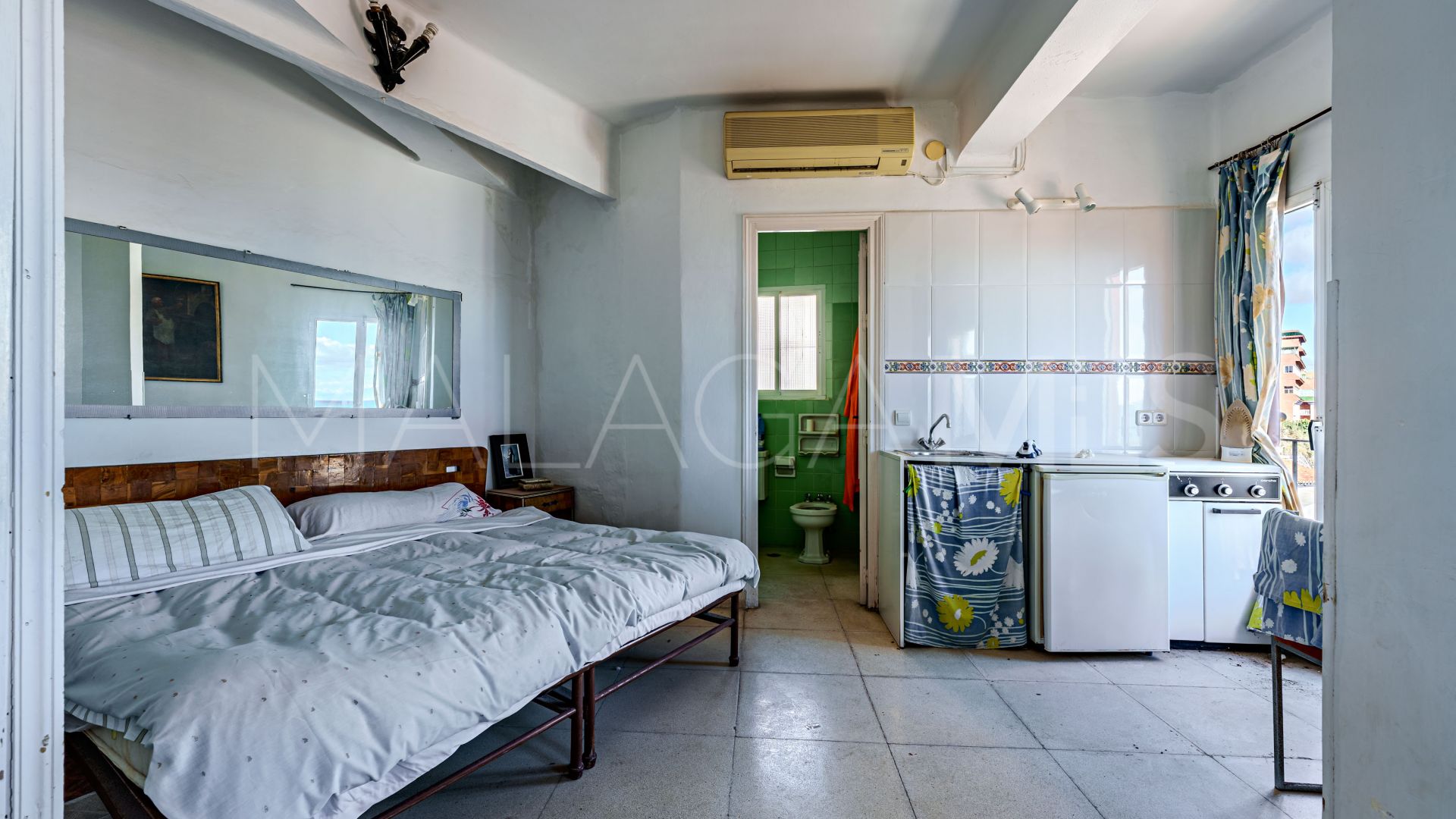 Gebäude for sale in Bajondillo