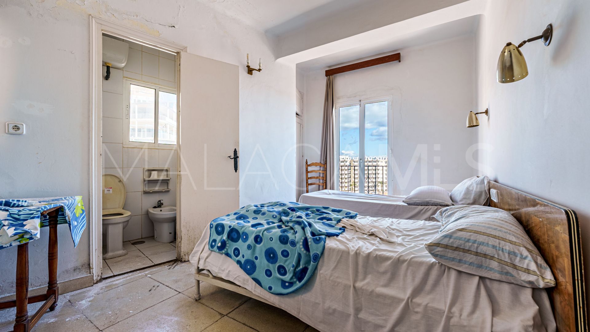 Gebäude for sale in Bajondillo