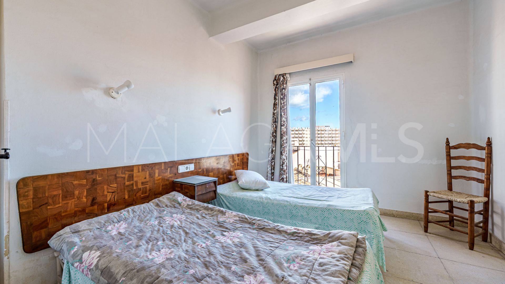 Gebäude for sale in Bajondillo