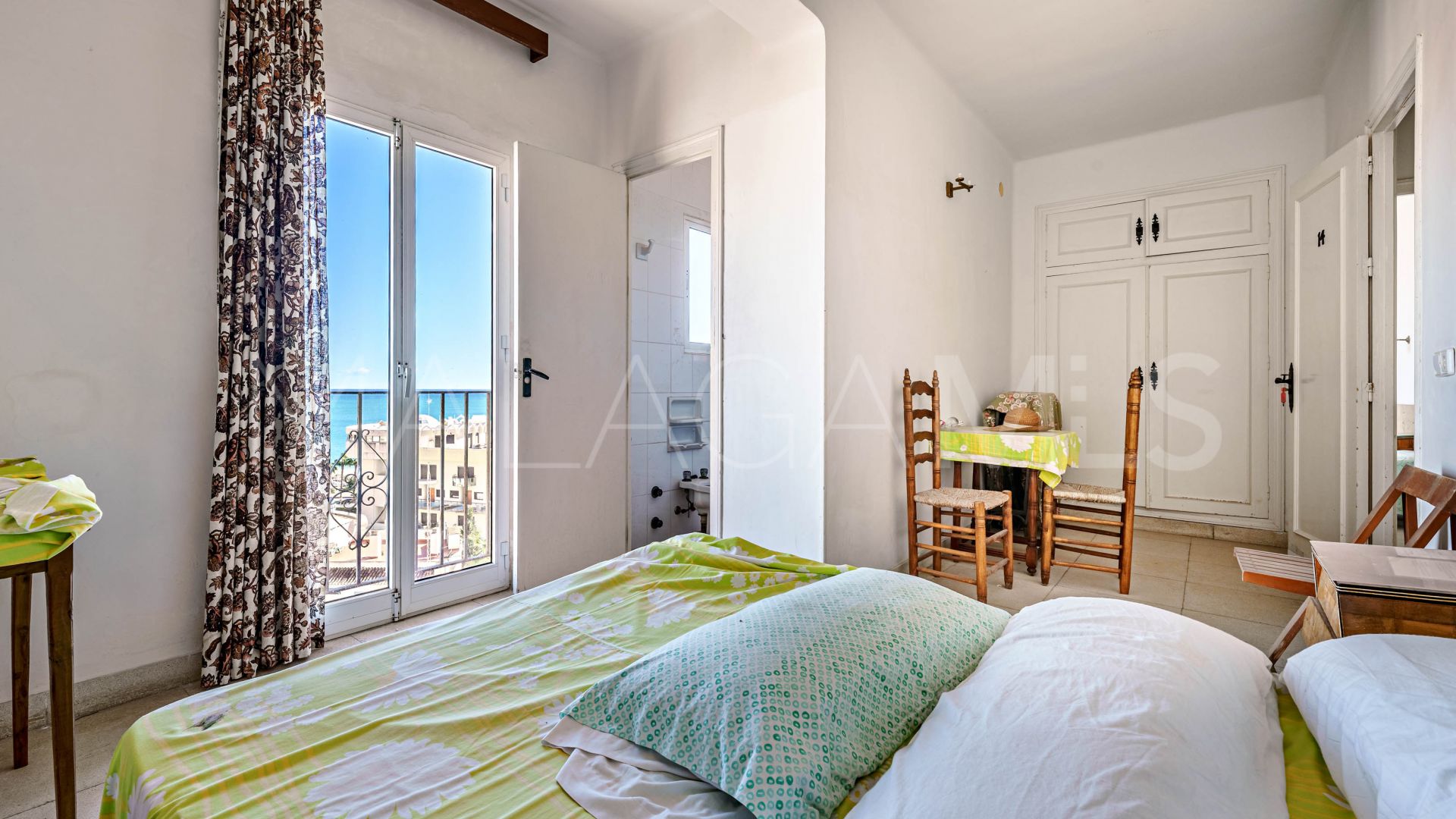 Gebäude for sale in Bajondillo