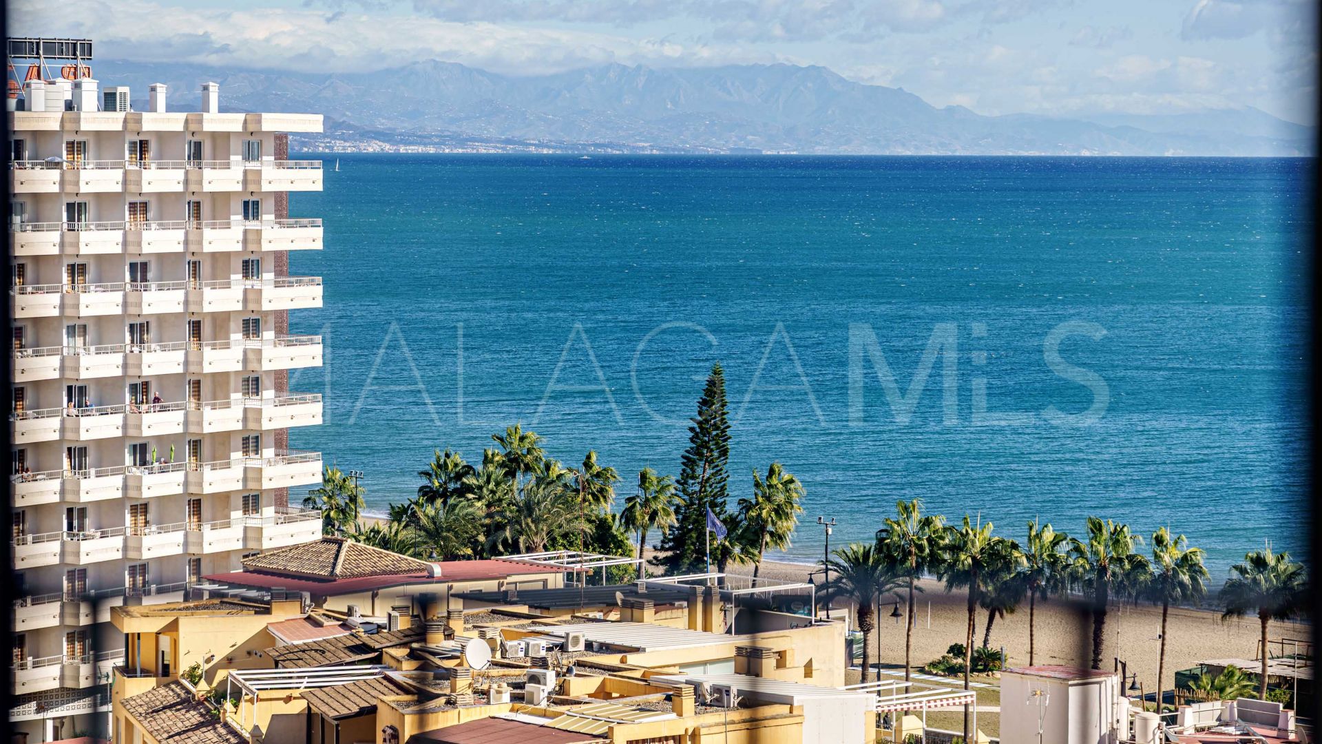 Gebäude for sale in Bajondillo